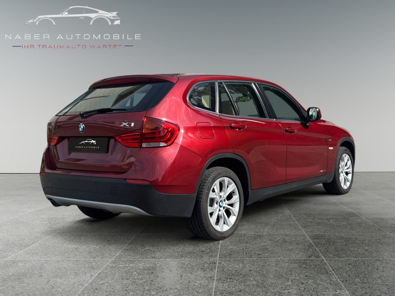 BMW X1 xDrive 23d Steptronic *AB MFK*AB SERVICE*AHK*8-FACH*ALLRAD*GEPFLEGT*-image-4