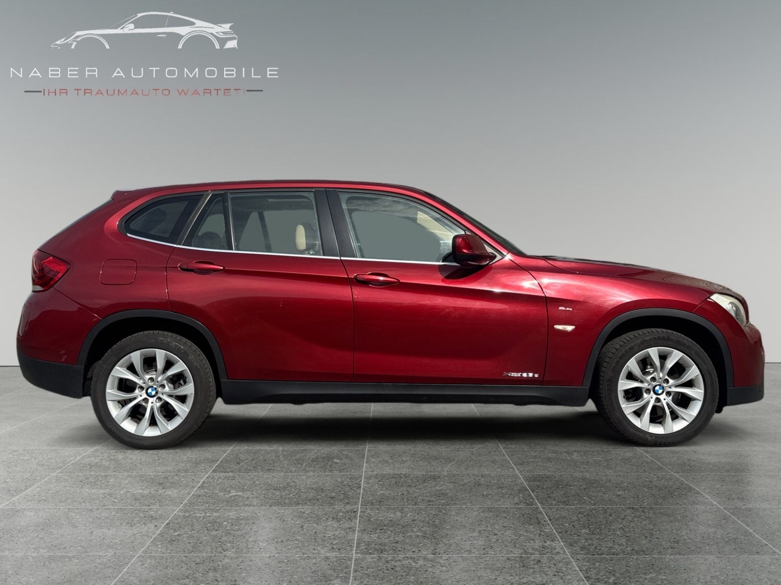 BMW X1 xDrive 23d Steptronic *AB MFK*AB SERVICE*AHK*8-FACH*ALLRAD*GEPFLEGT*-image-5
