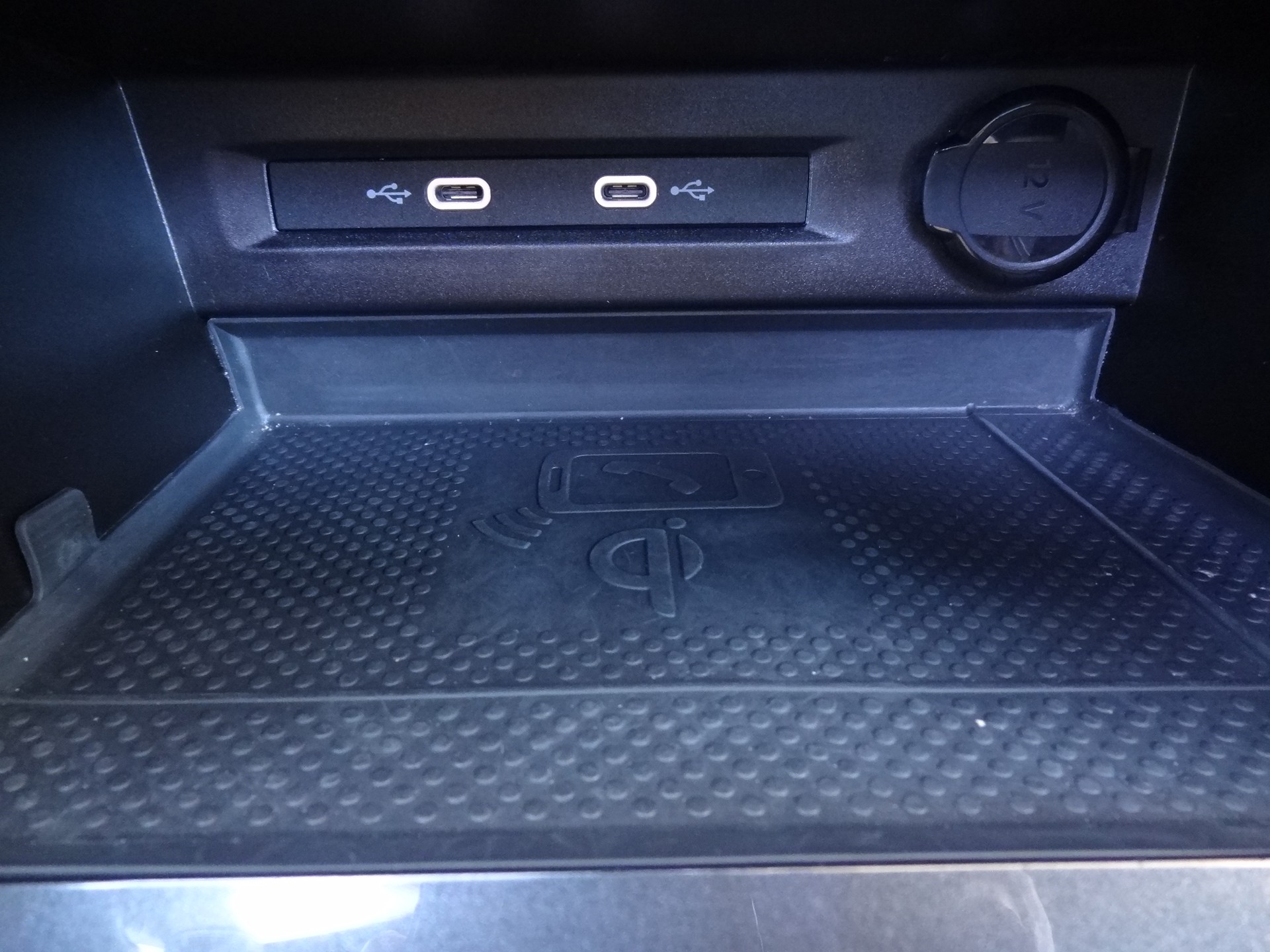 VW Tiguan Allspace 2.0 TDI SCR R-Line 4Motion DSG-image-28