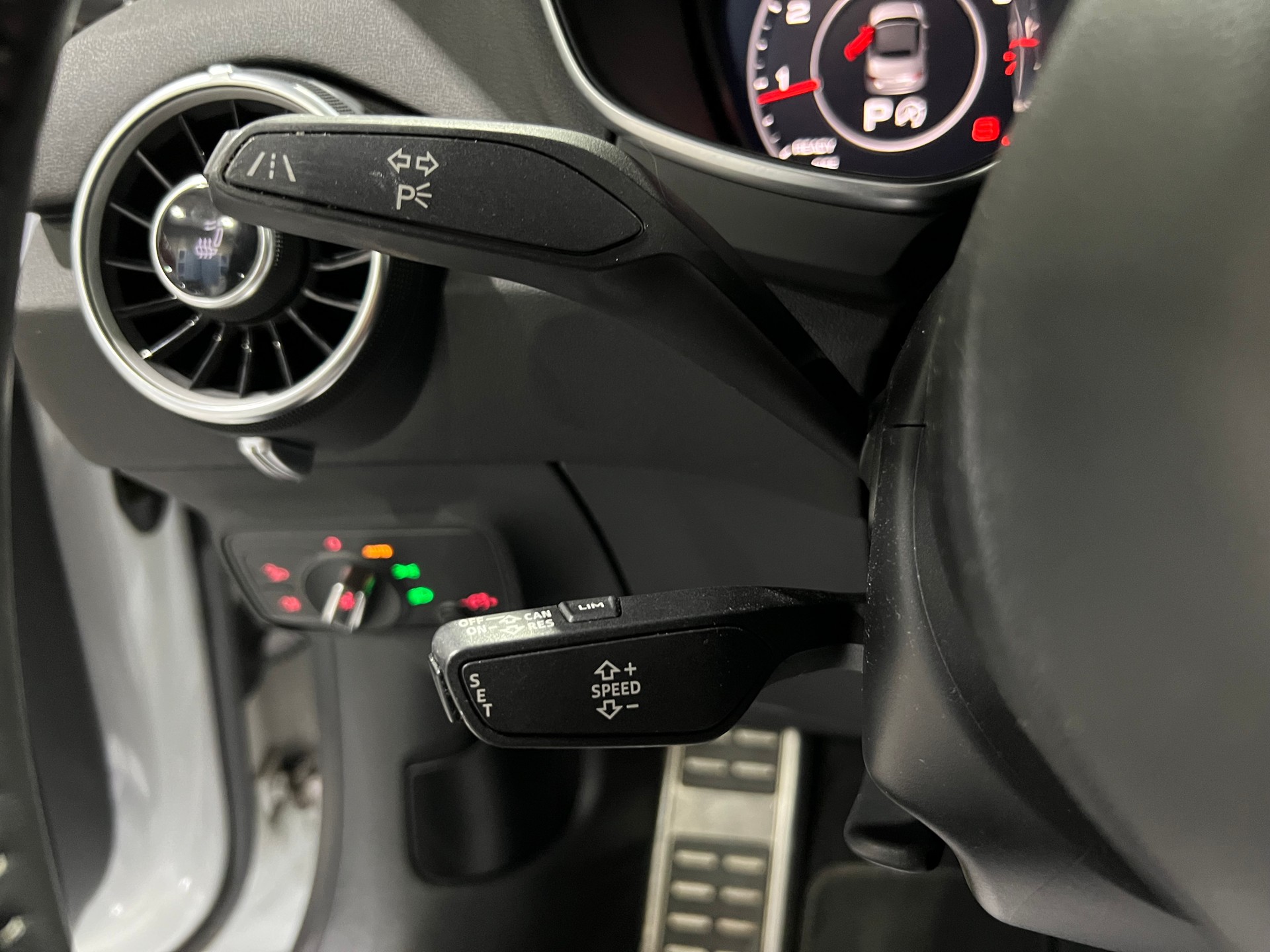 AUDI TT Roadster 2.0 TFSI qu**Matrix,S-Sportsitze.Nackenheizung,B&O,Frisch ab MFK**-image-13