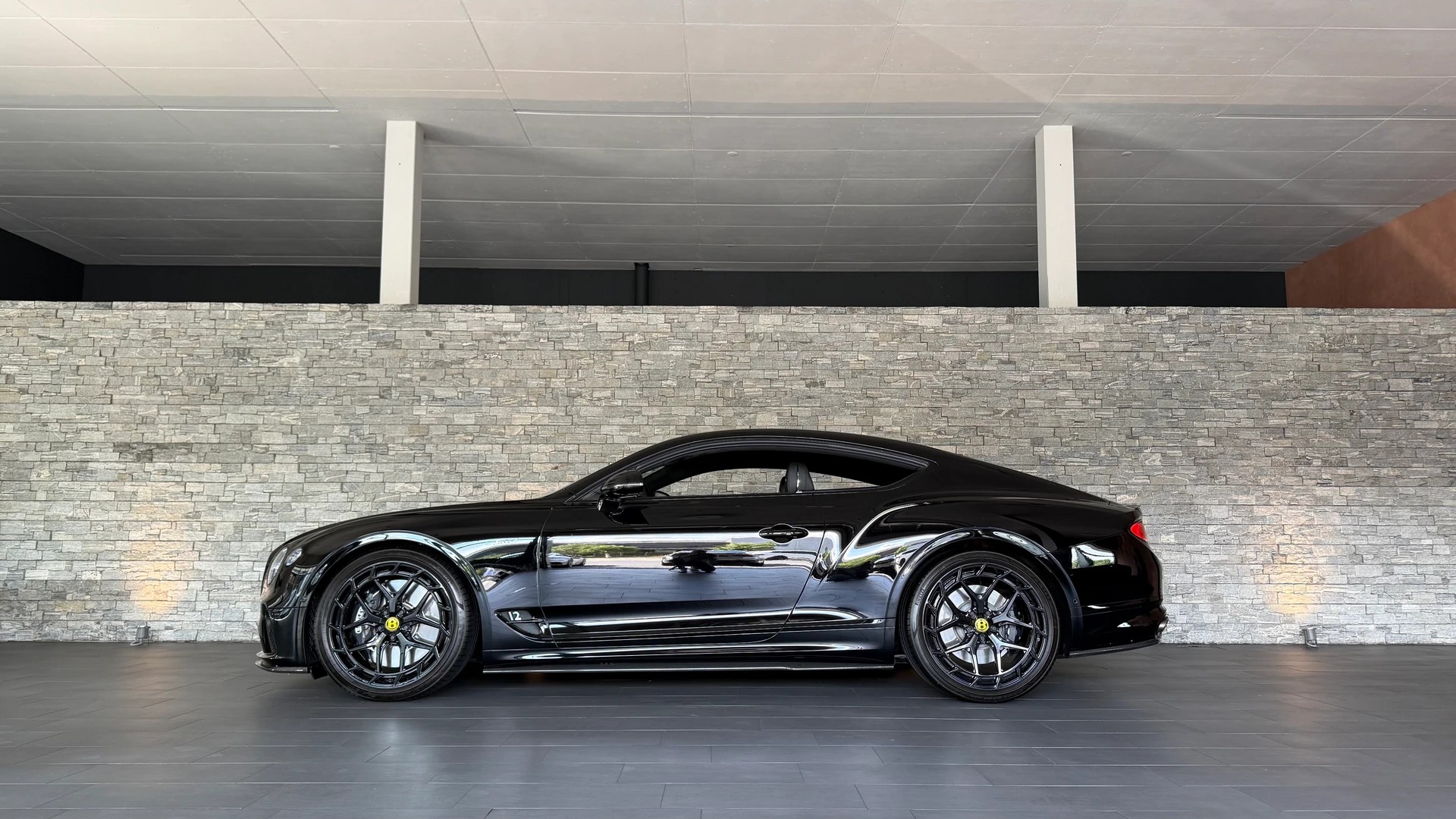 BENTLEY Continental GT 6.0 W12 Speed-showroom-element-1