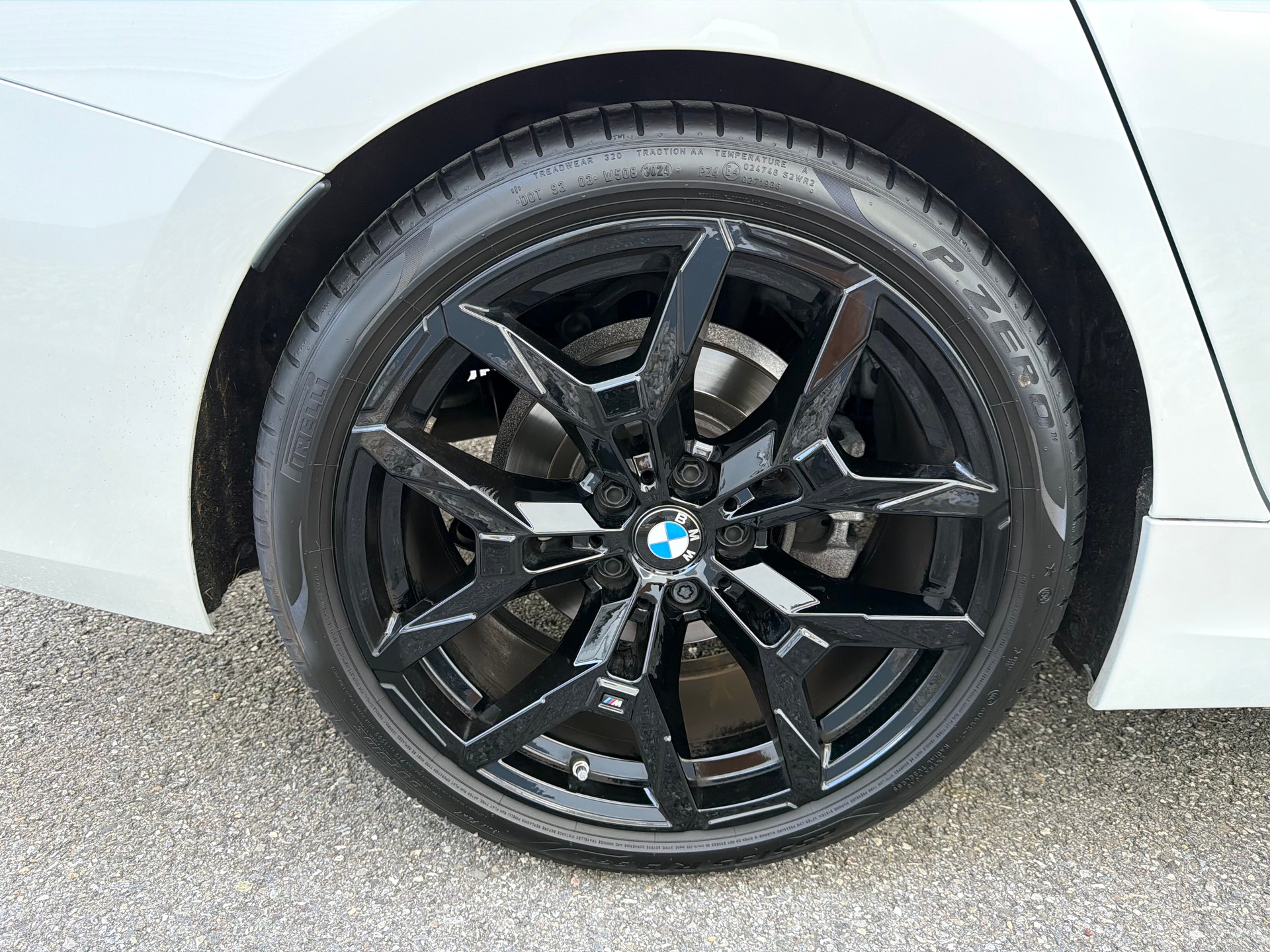 BMW 320d xDrive 48V Touring Steptronic M Sport-image-27