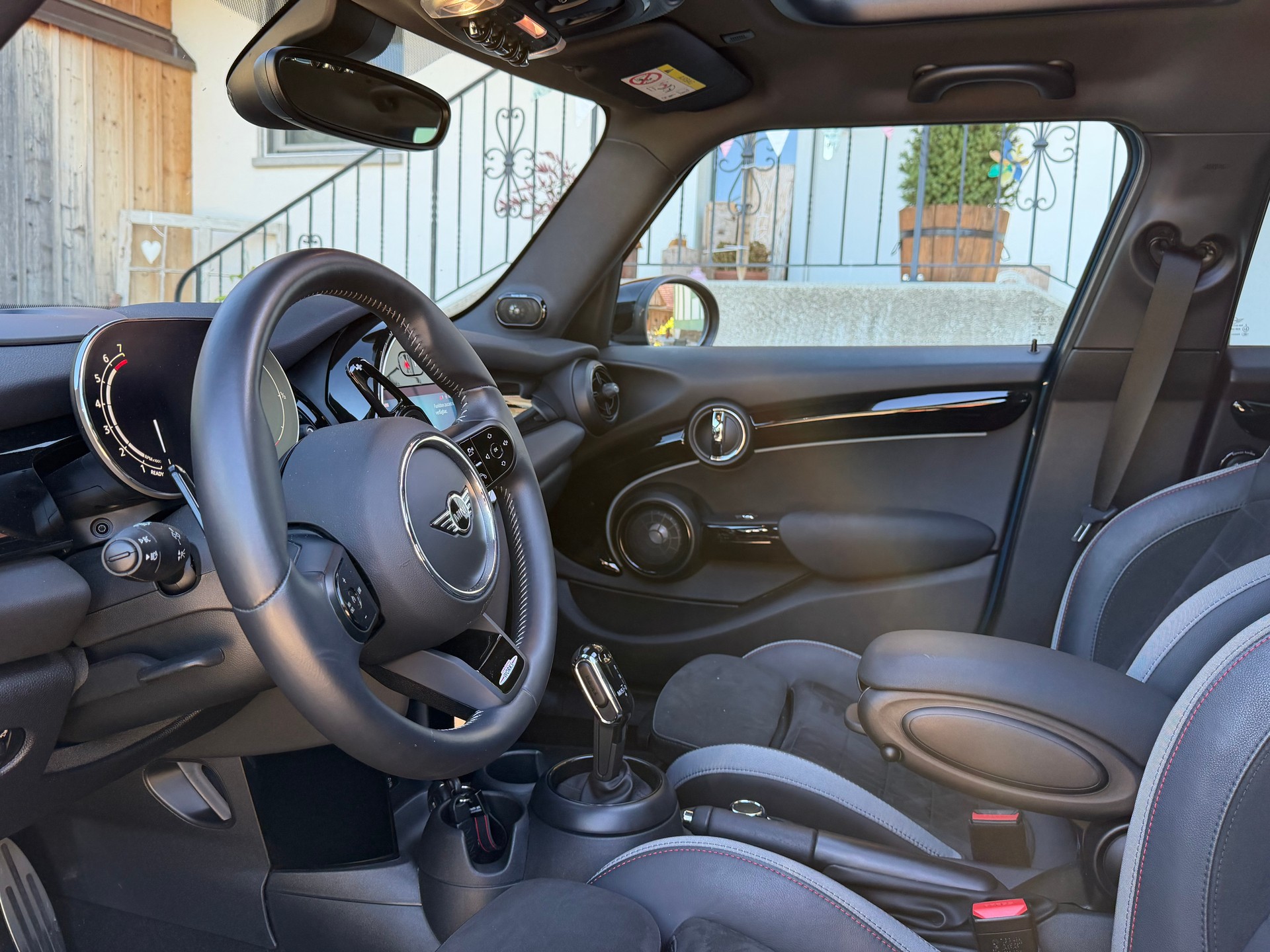MINI Cooper S Steptronic DKG-image-5