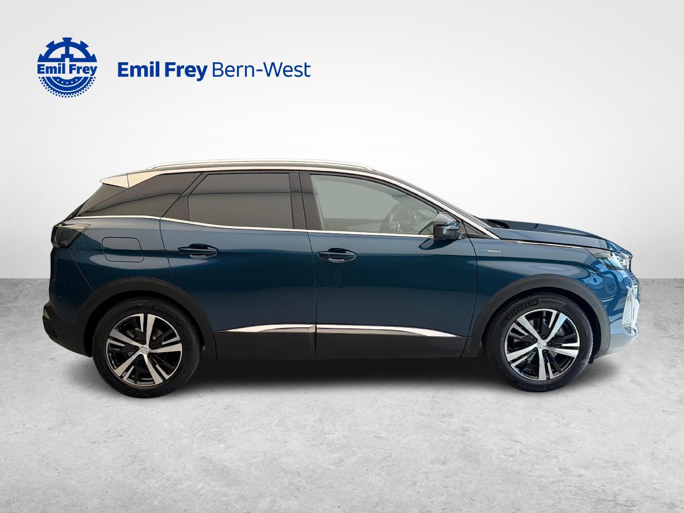 PEUGEOT 3008 1.6 Plug-in Hybrid4 GT-image-6