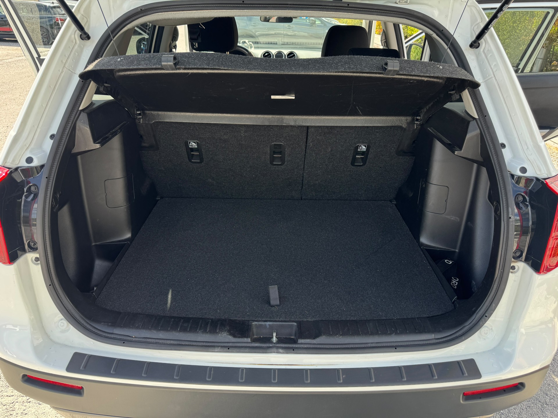 SUZUKI 1.4 T Compact+ Hybrid 4x4-image-5