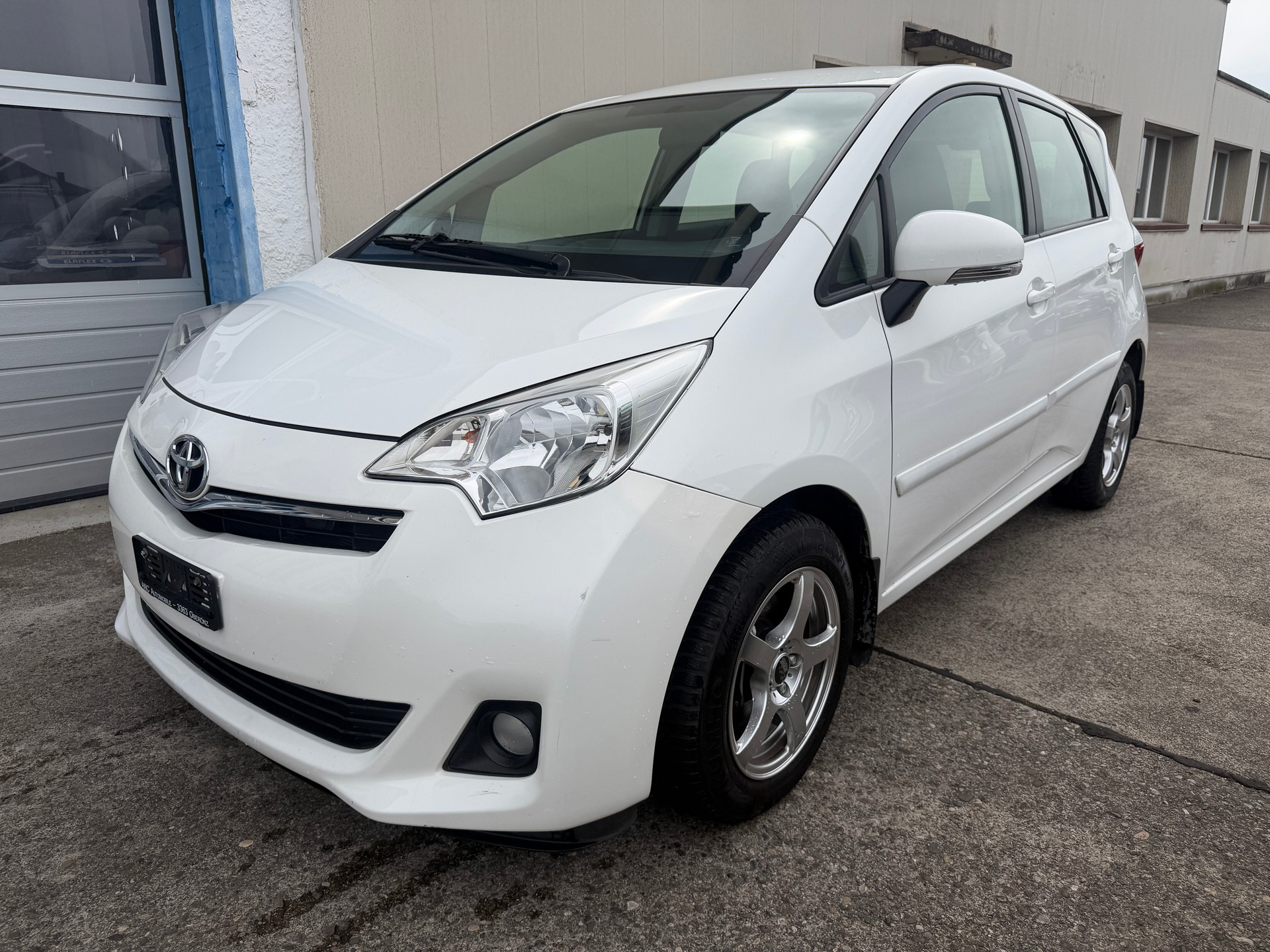 TOYOTA Verso-S 1.33 Linea Terra Multidrive S-image-0