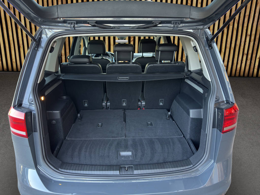 VW Touran 1.5 TSI Comfortline DSG-image-14