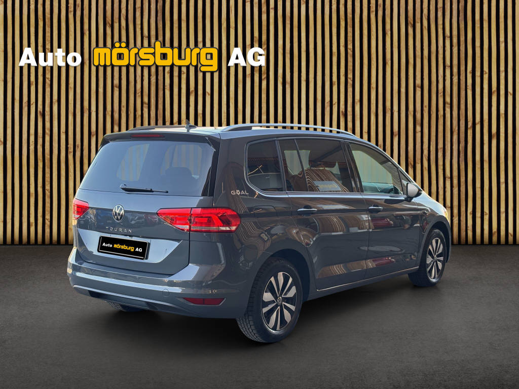 VW Touran 1.5 TSI Comfortline DSG-image-2