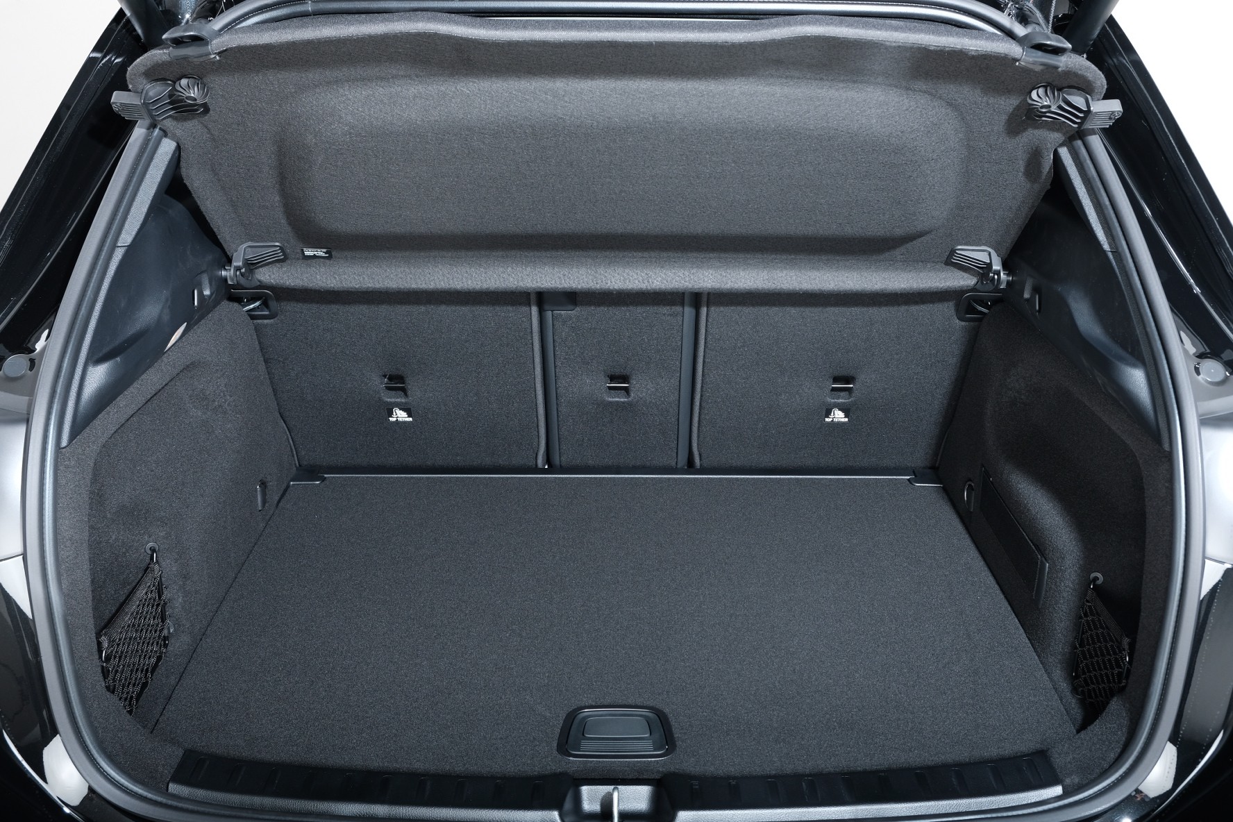MERCEDES-BENZ GLA 35 AMG 4matic H247-image-12