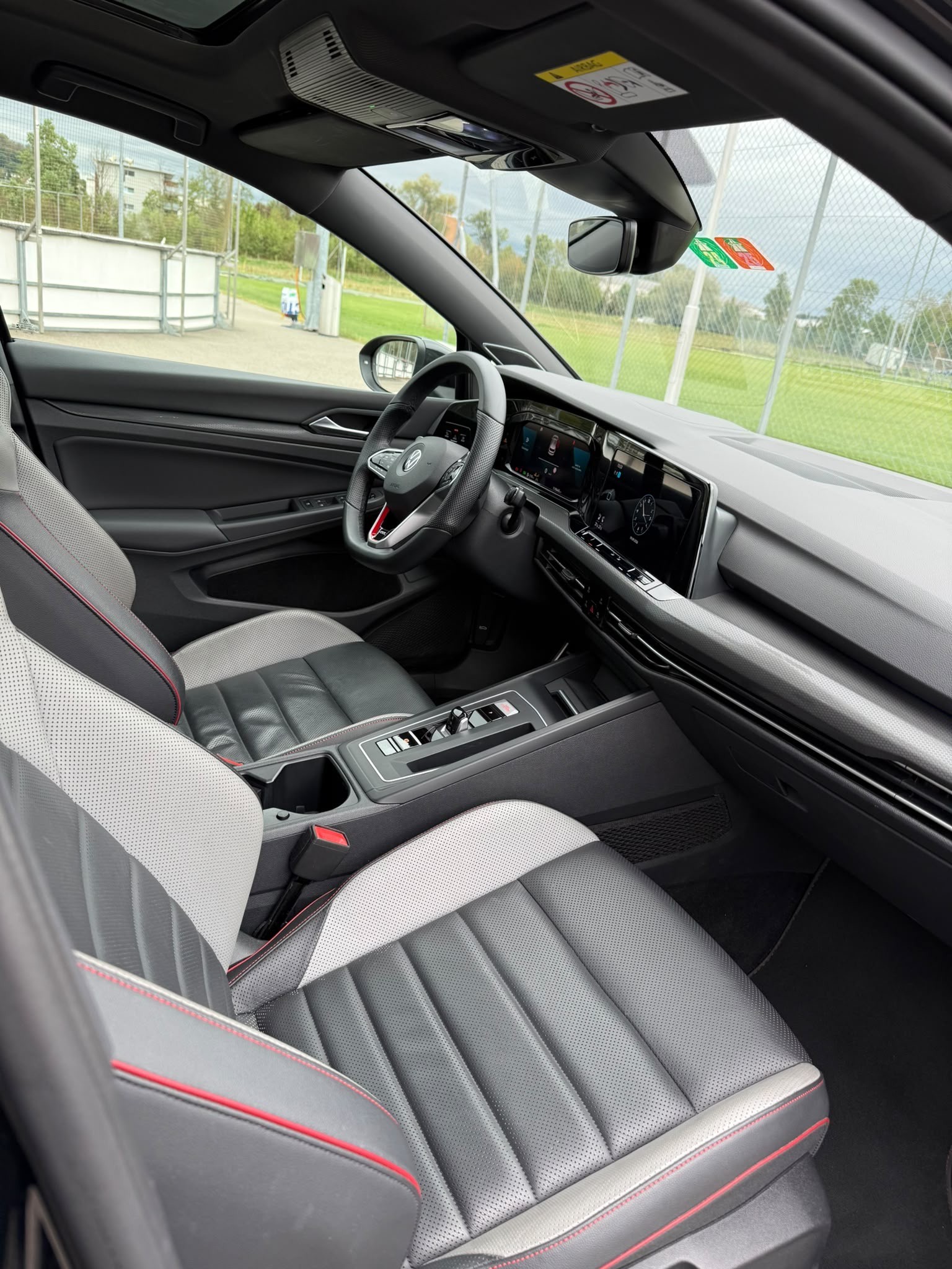VW Golf 2.0 TSI GTI DSG-image-8