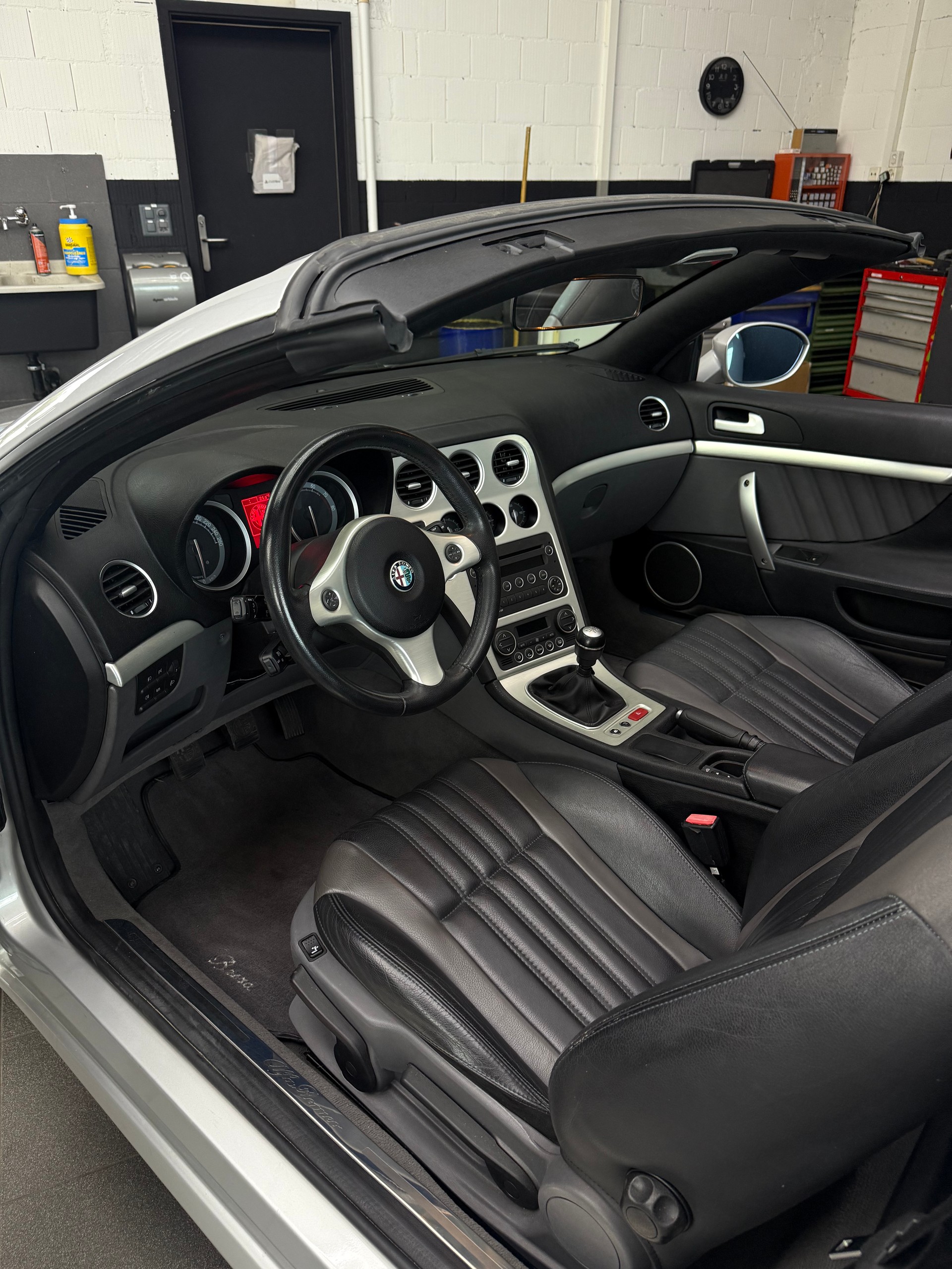 ALFA ROMEO Spider 2.2 JTS-image-13