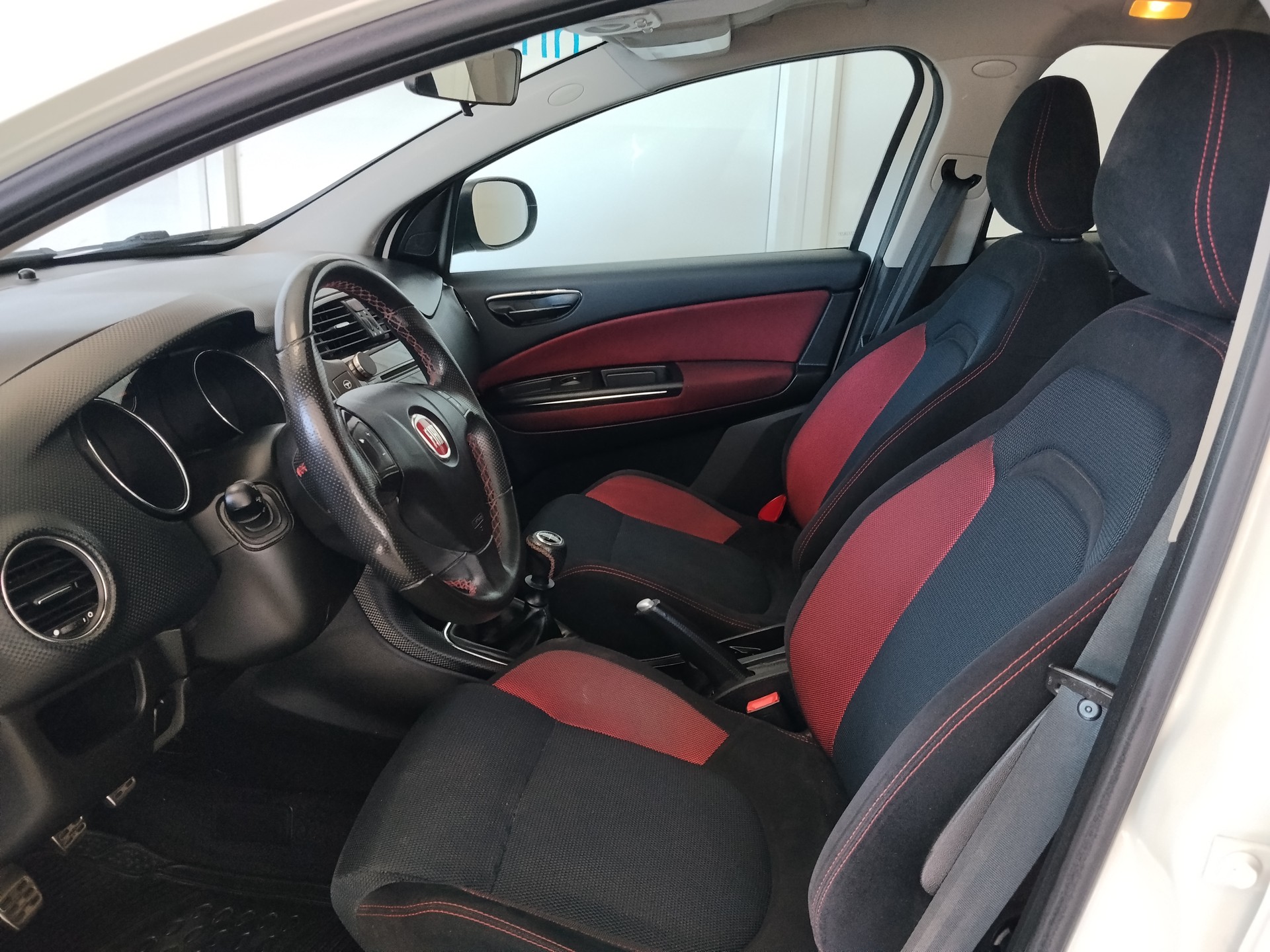 FIAT Bravo 1.4 16V Turbo Sport-image-10