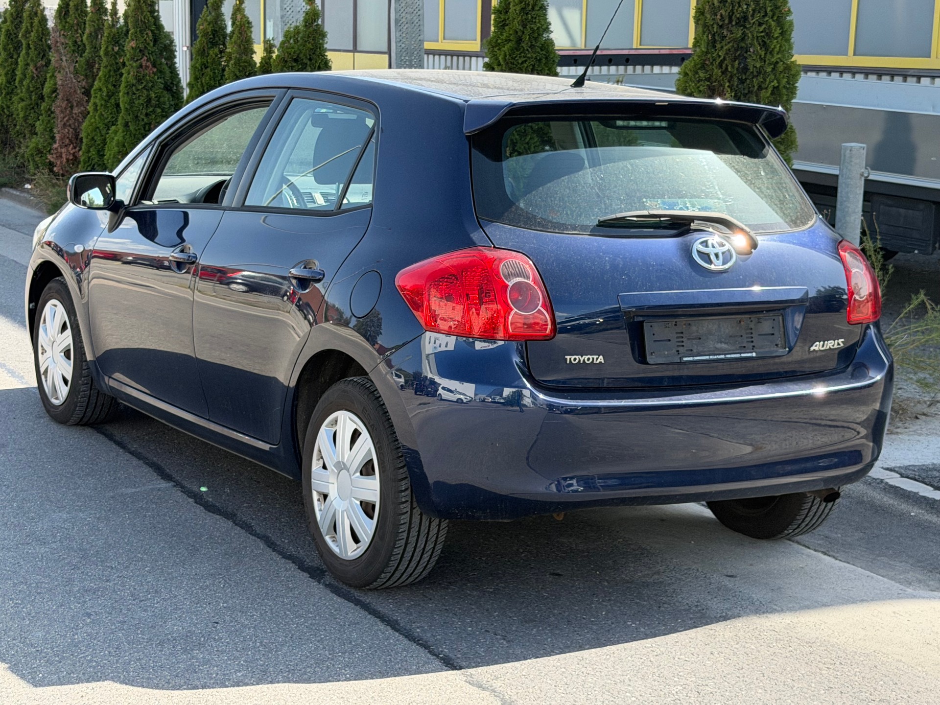 TOYOTA Auris 1.6 Linea Luna-image-5