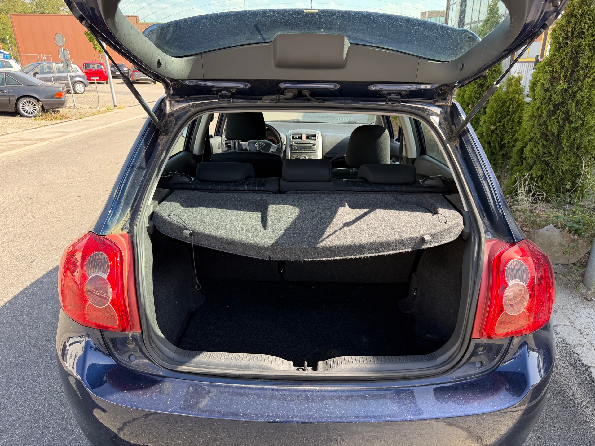 TOYOTA Auris 1.6 Linea Luna-image-8