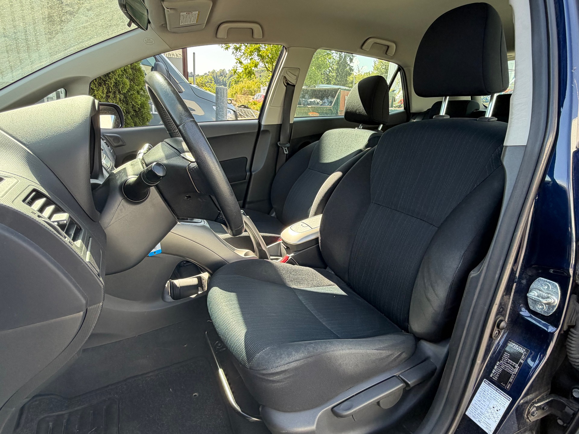TOYOTA Auris 1.6 Linea Luna-image-7