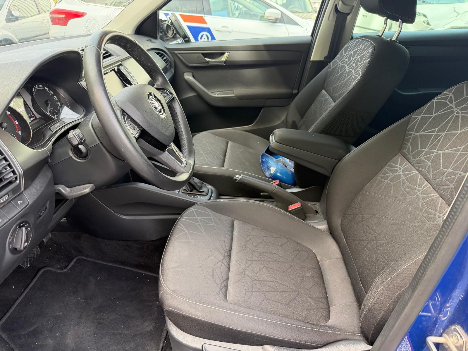 SKODA Fabia 1.0 TSI Clever DSG-image-11