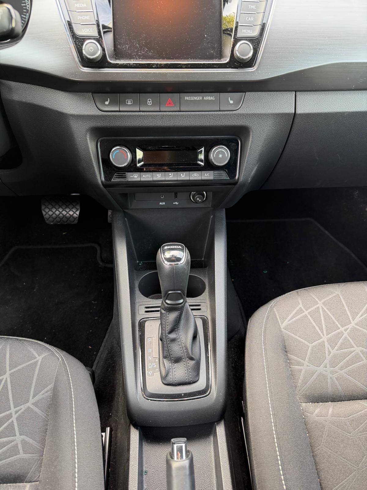 SKODA Fabia 1.0 TSI Clever DSG-image-12