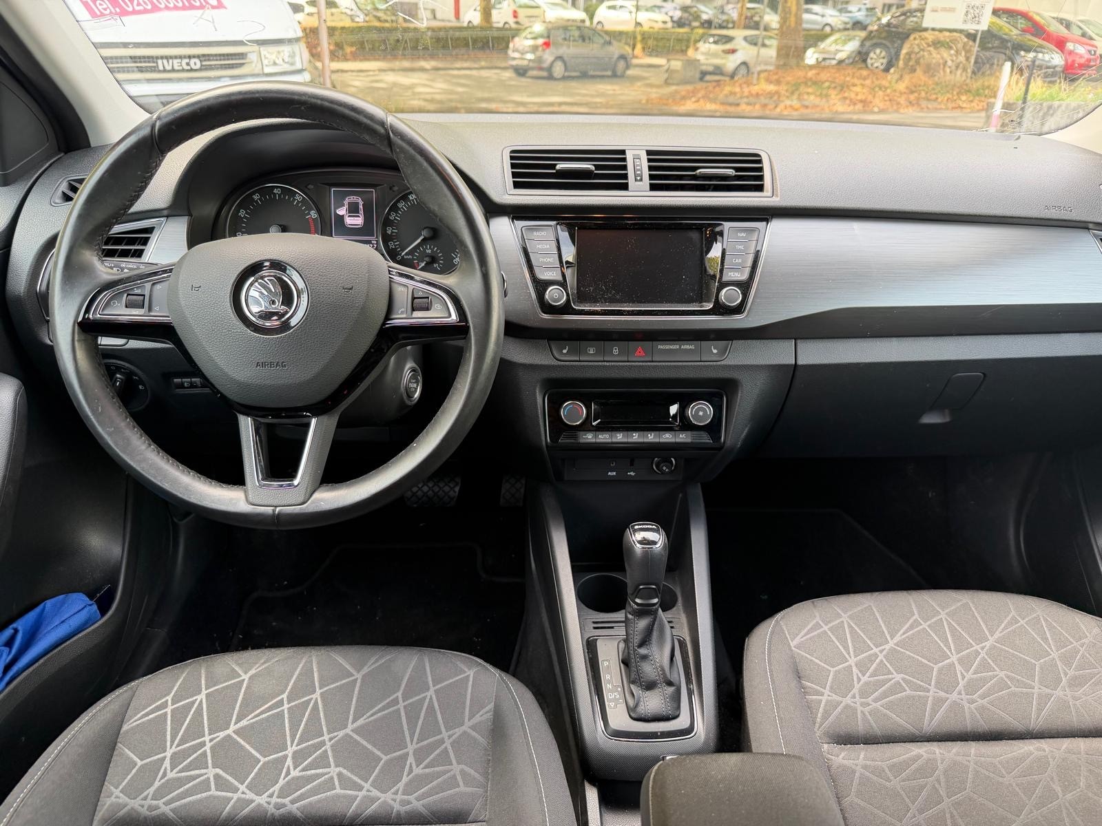SKODA Fabia 1.0 TSI Clever DSG-image-10
