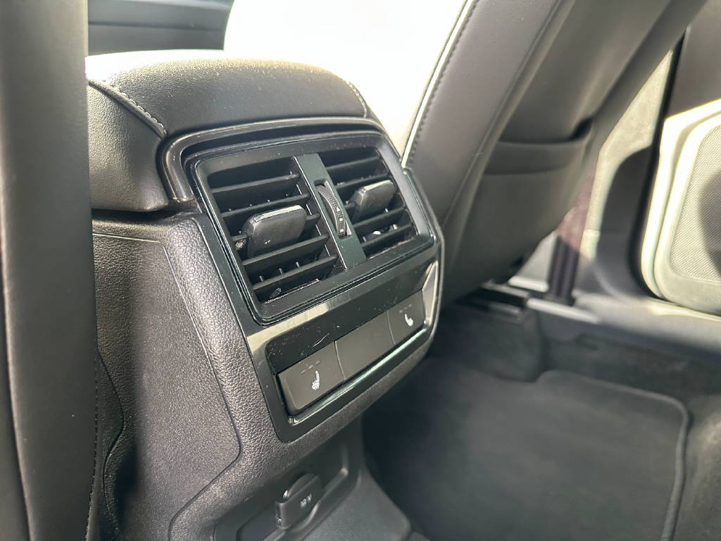SKODA Karoq 2.0 TSI SportLine 4x4 DSG-image-16
