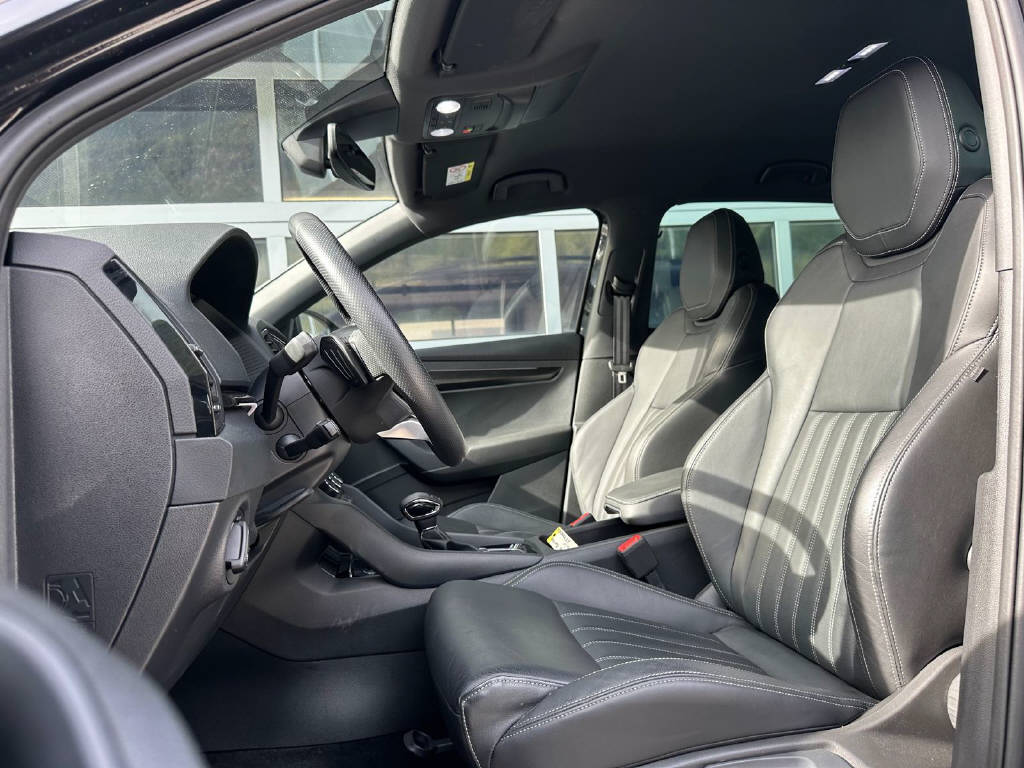 SKODA Karoq 2.0 TSI SportLine 4x4 DSG-image-6
