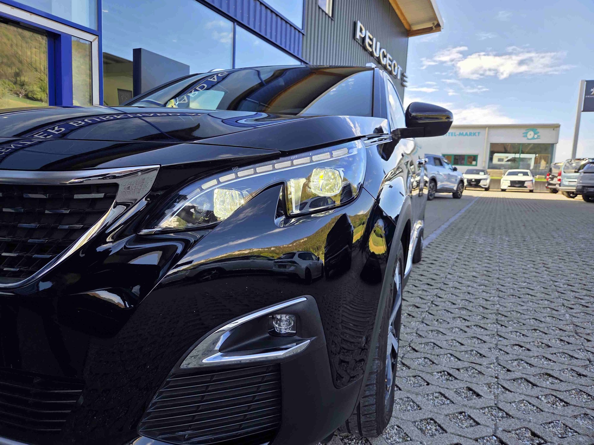 PEUGEOT 5008 2.0 BlueHDi 180 GT *1'800Kg Anhängelast*-image-13