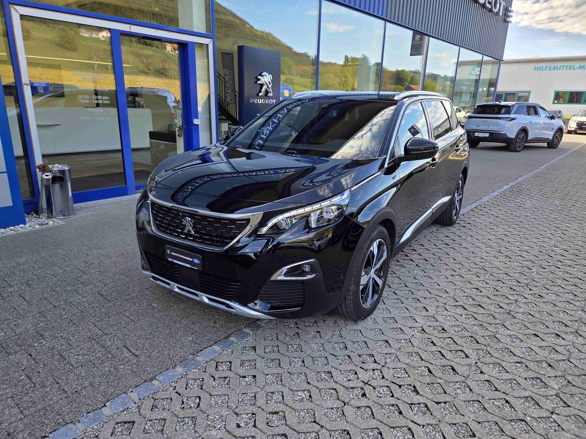 PEUGEOT 5008 2.0 BlueHDi 180 GT *1'800Kg Anhängelast*-image-1