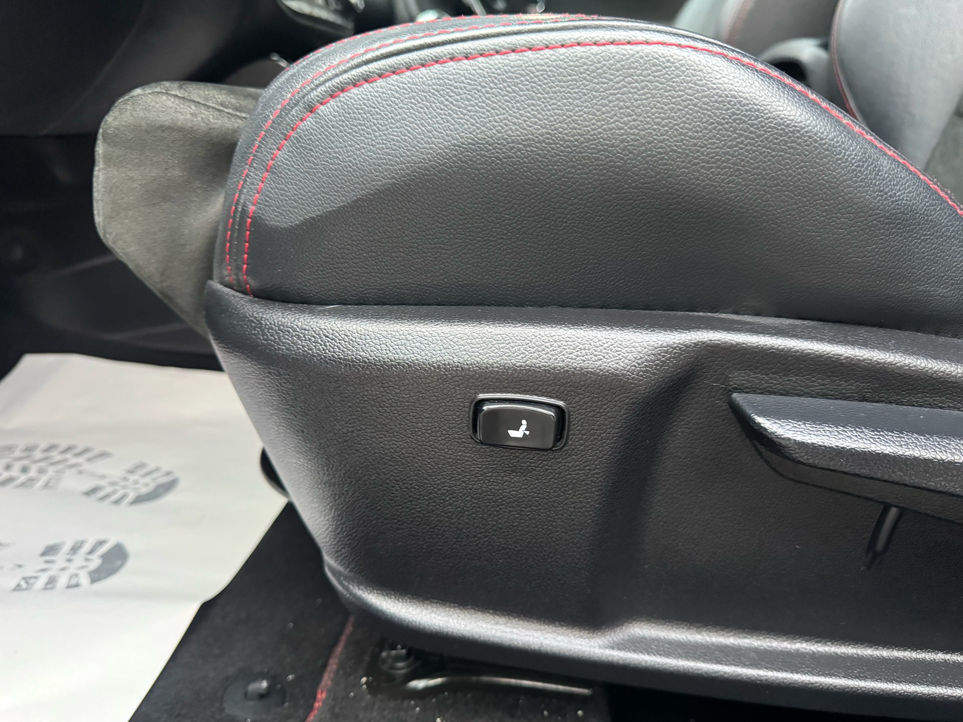 KIA Cee'd 1.6 GDi Turbo GT-image-14