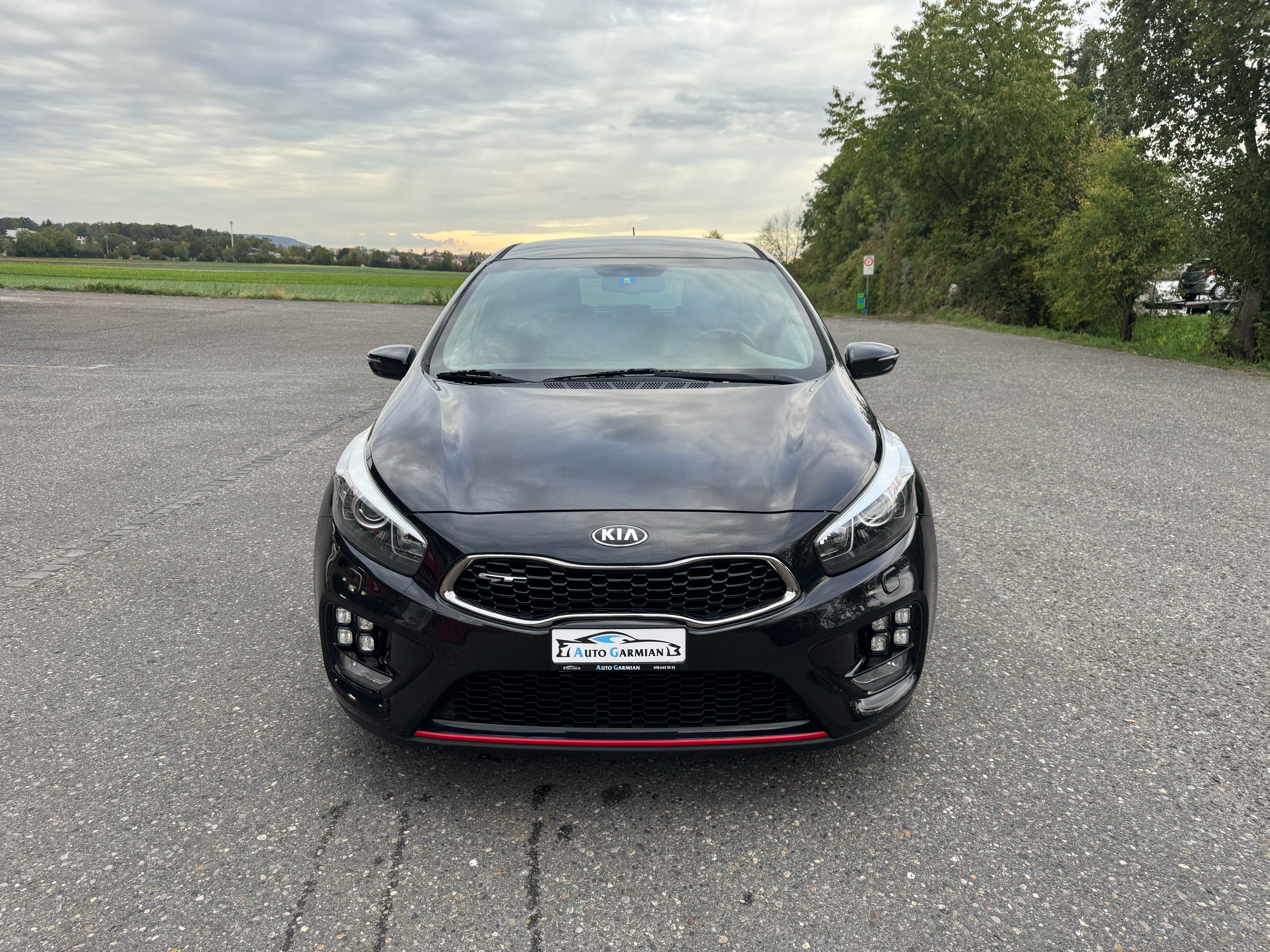 Car photo