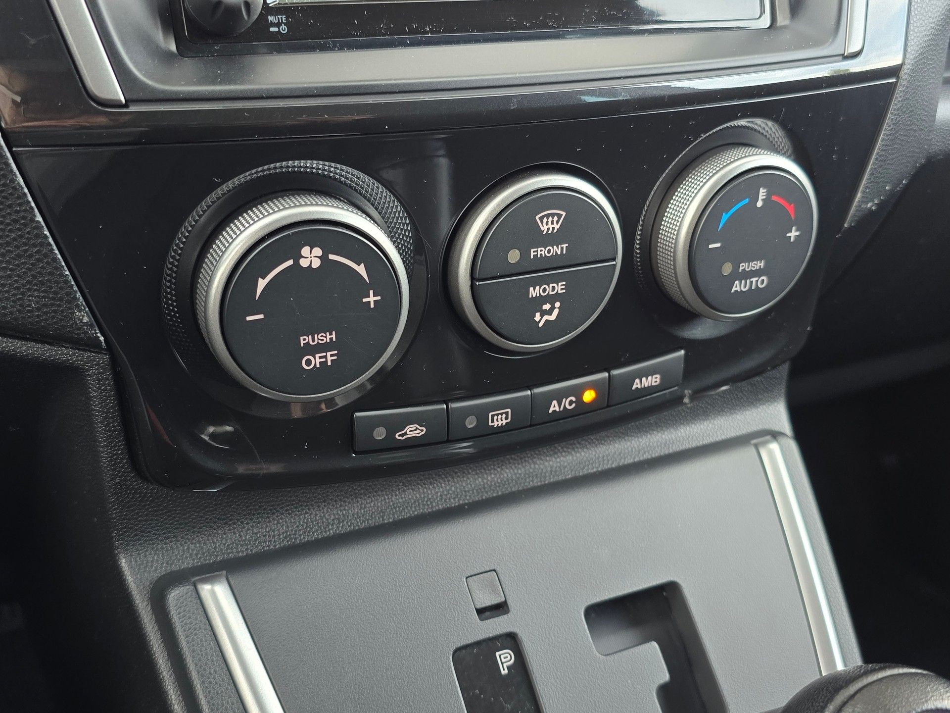 MAZDA 5 2.0 16V Voila ma Suisse Edition+ Activematic 7-Sitzer-image-24
