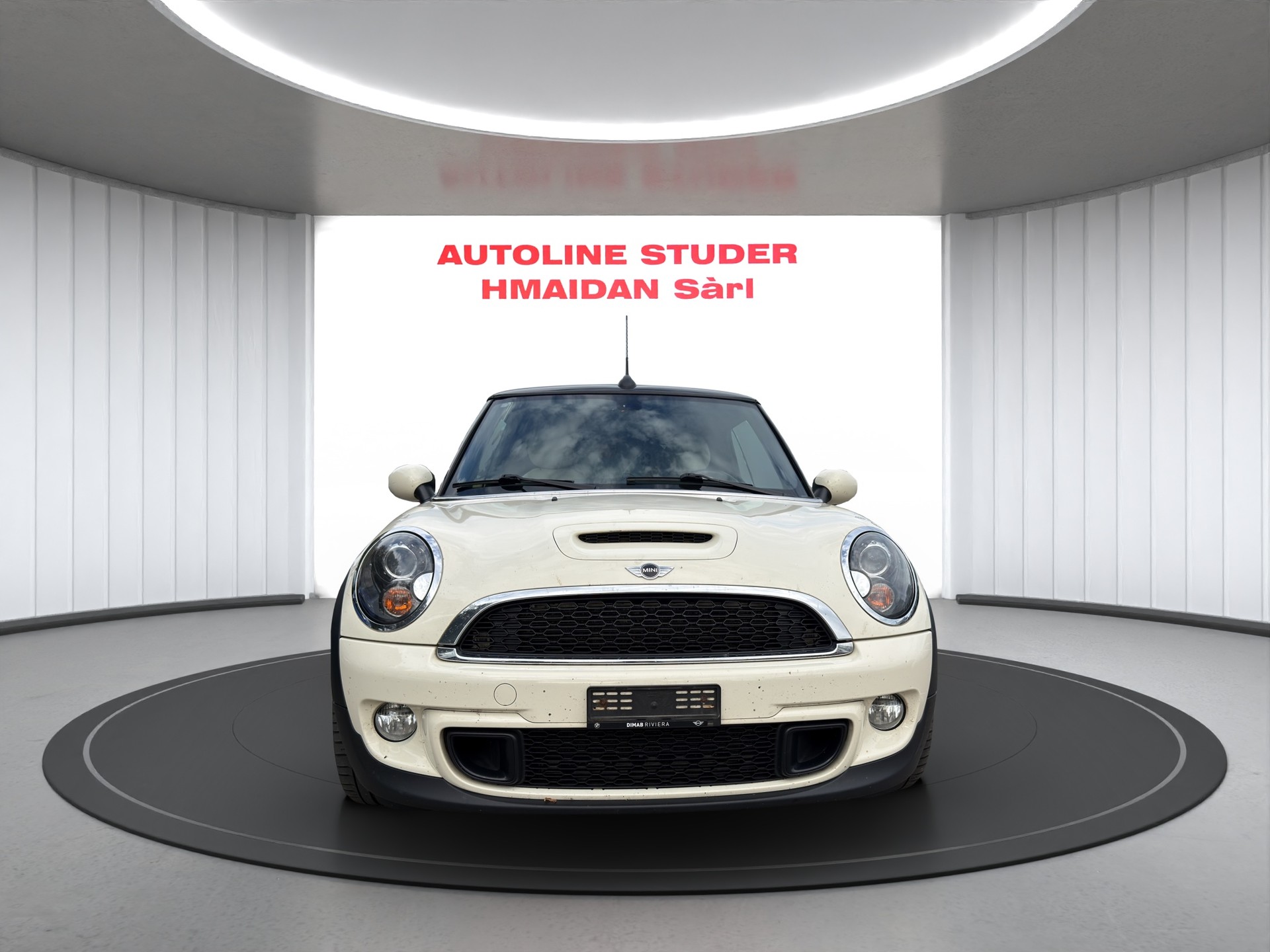 MINI Cooper Cabriolet-image-5
