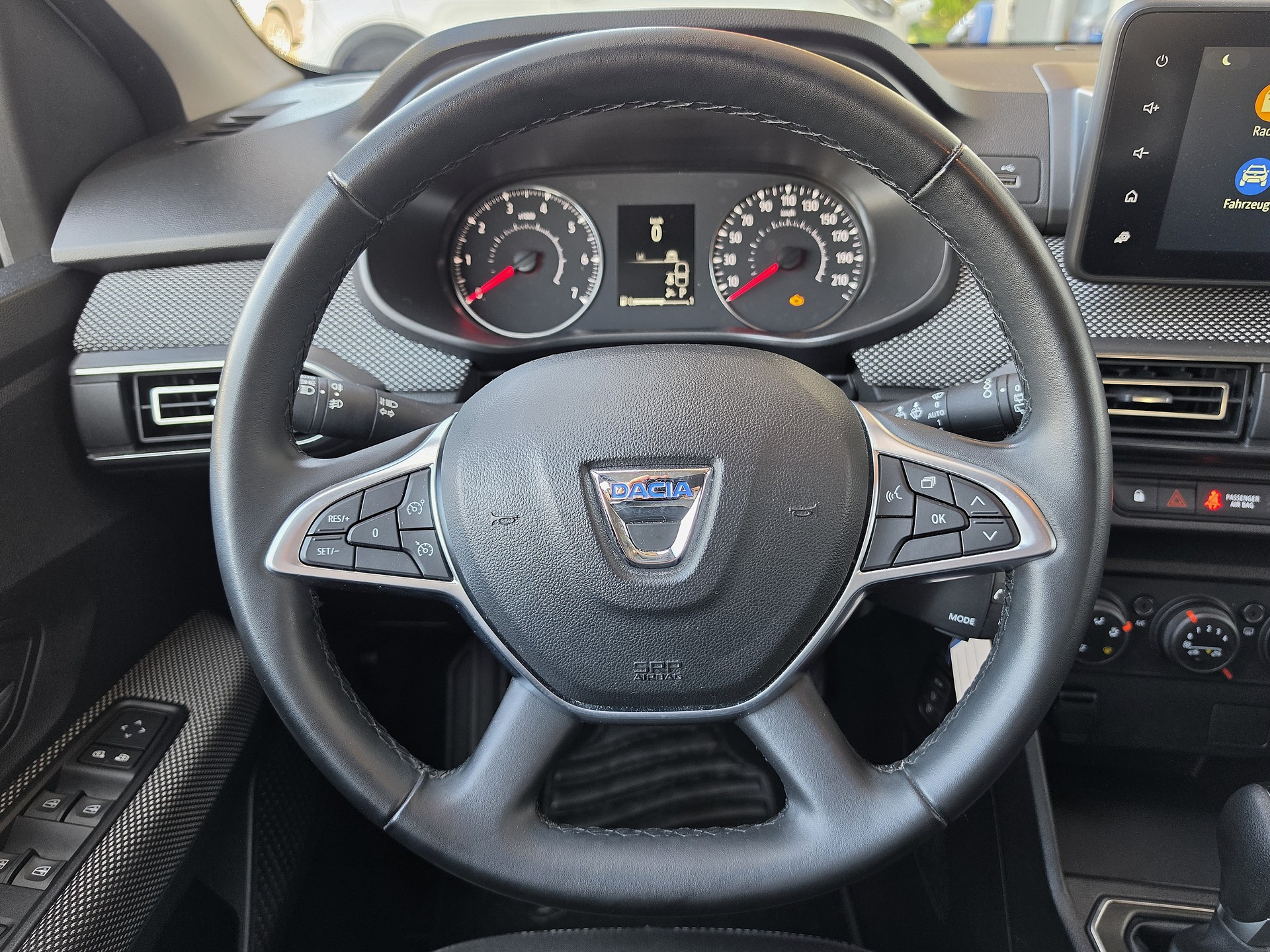 DACIA Sandero TCe 90 Expression CVT-image-12