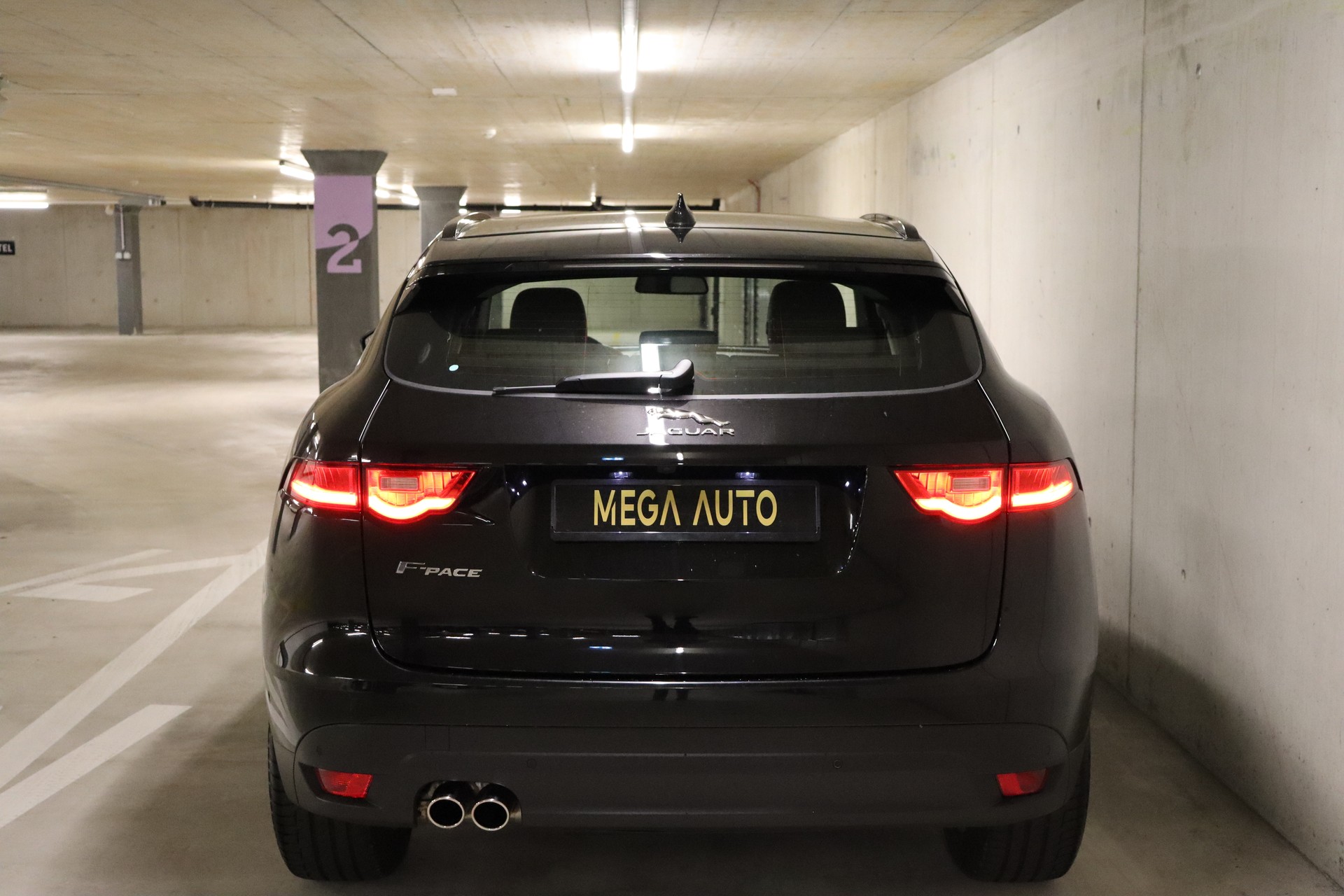 JAGUAR F-Pace 2.0d Prestige AWD Automatik **GARANTIE**-image-8
