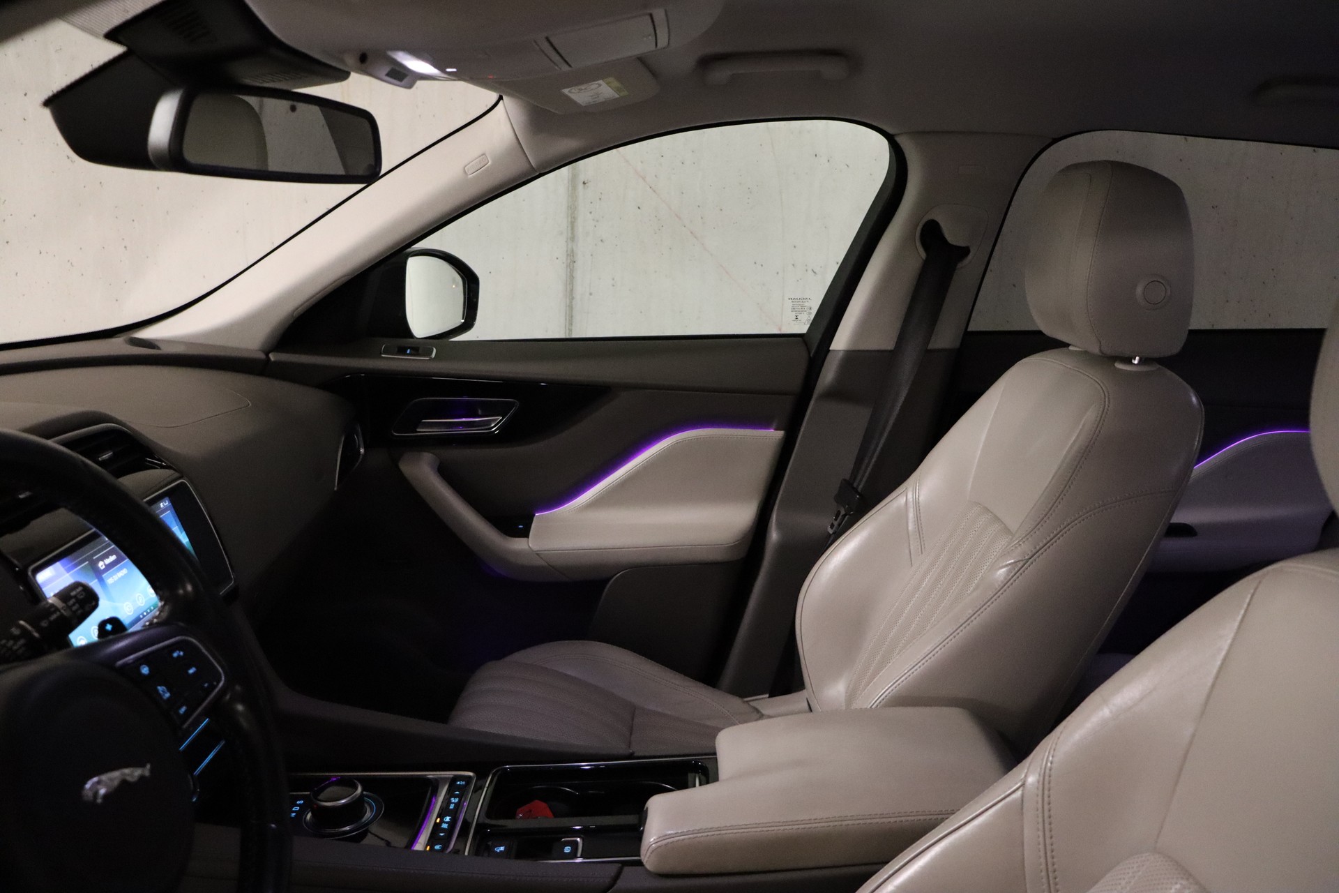 JAGUAR F-Pace 2.0d Prestige AWD Automatik **GARANTIE**-image-22