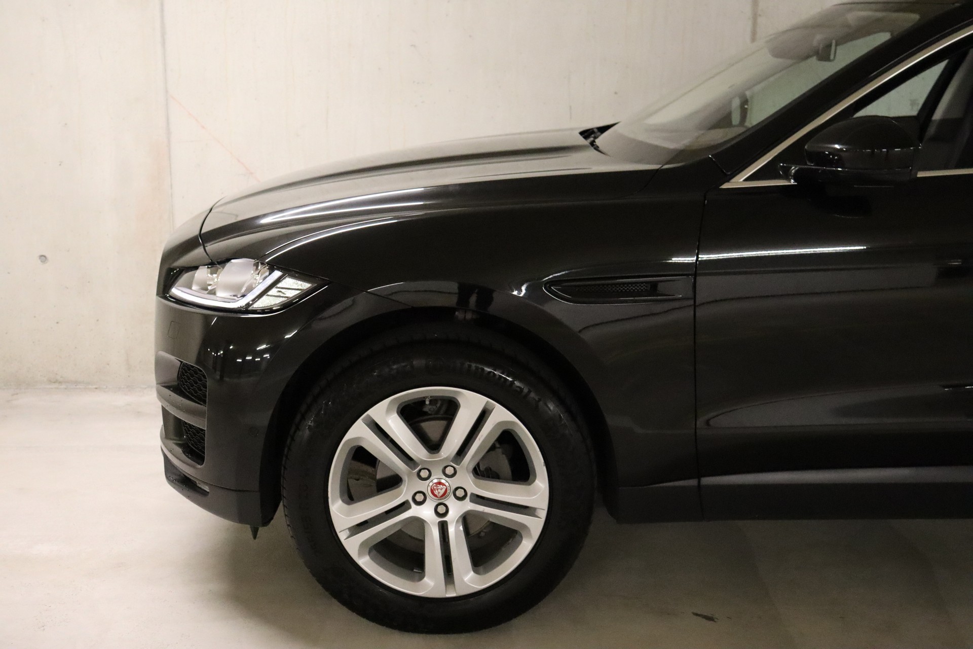 JAGUAR F-Pace 2.0d Prestige AWD Automatik **GARANTIE**-image-3