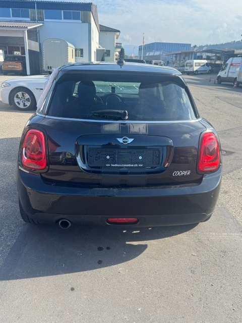 MINI Cooper Hyde Park Steptronic-image-3