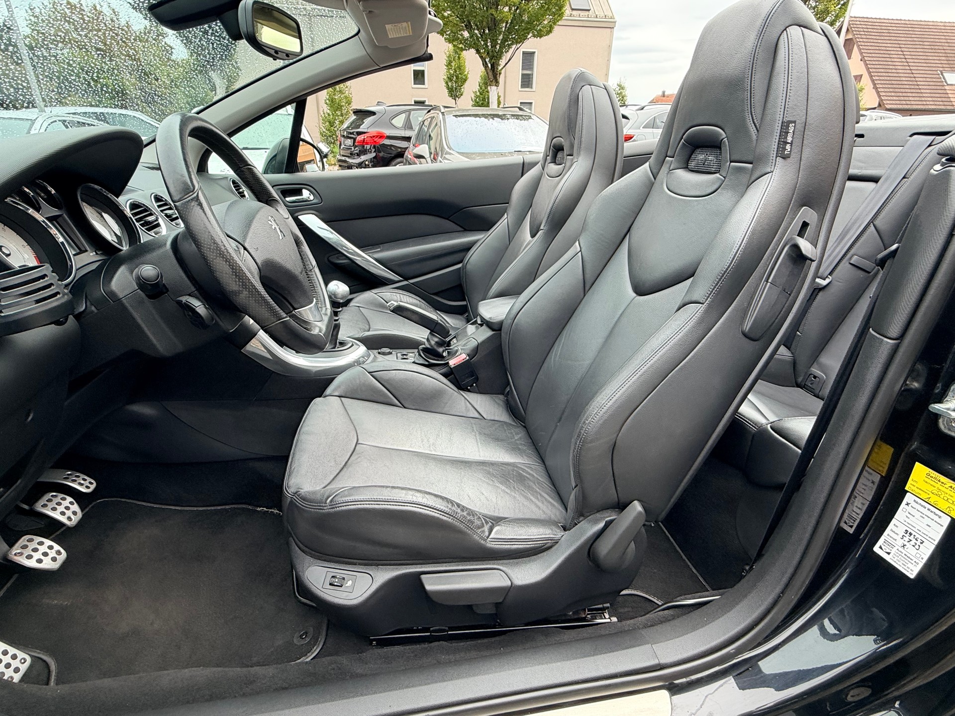 PEUGEOT 308 CC 1.6 16V Turbo Sport Pack-image-19
