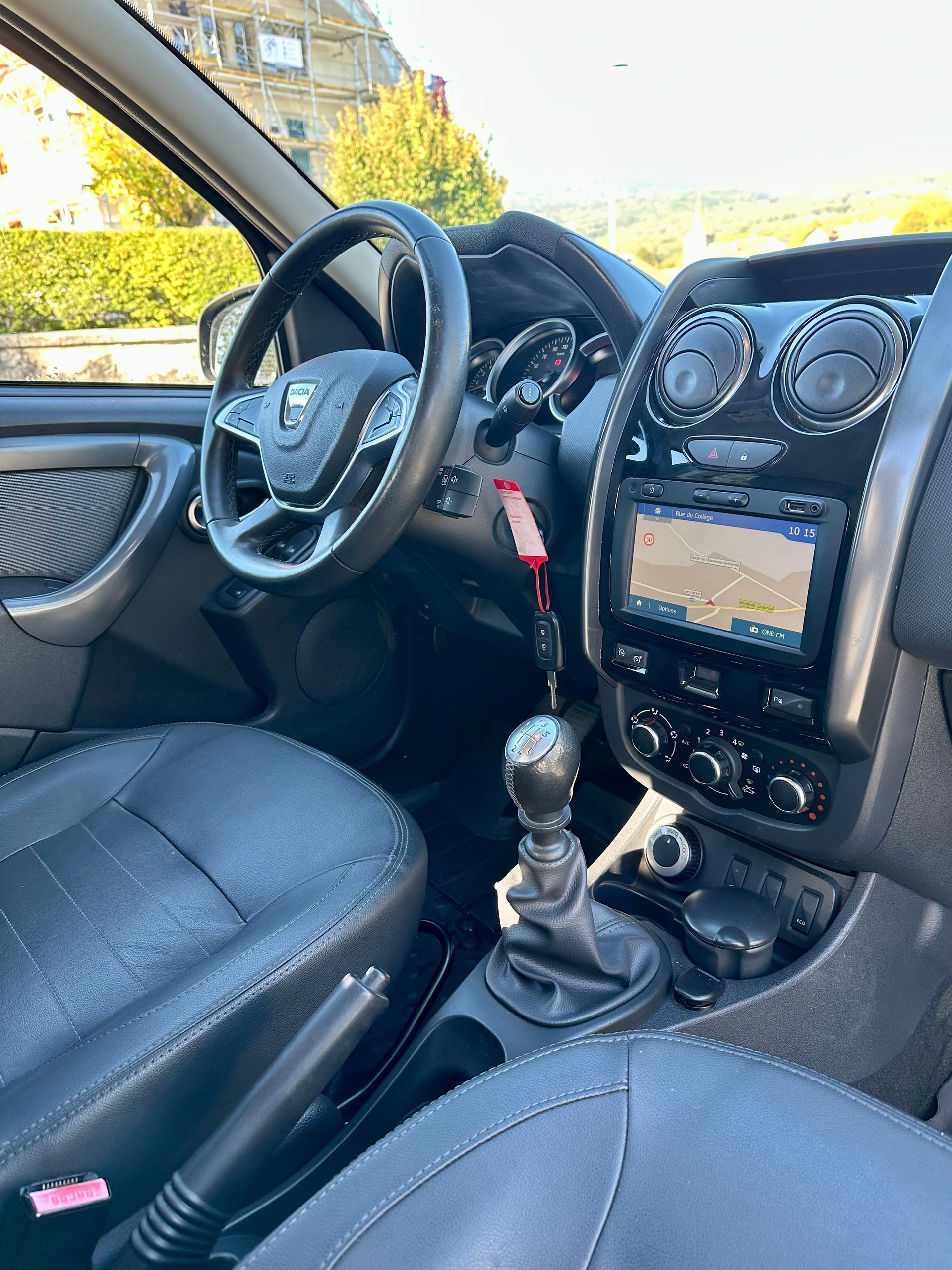 DACIA Duster 1.5 dCi Privilège 4x4-image-11