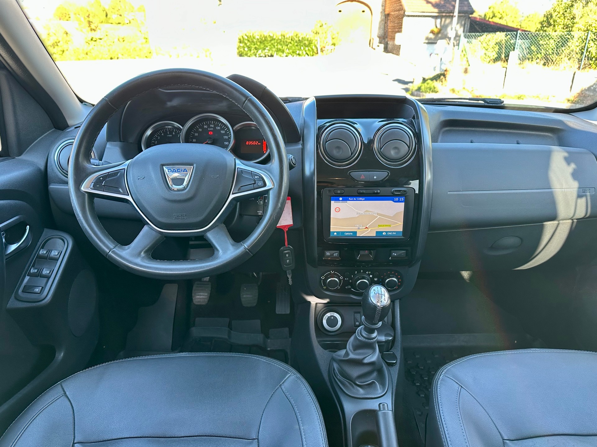 DACIA Duster 1.5 dCi Privilège 4x4-image-9