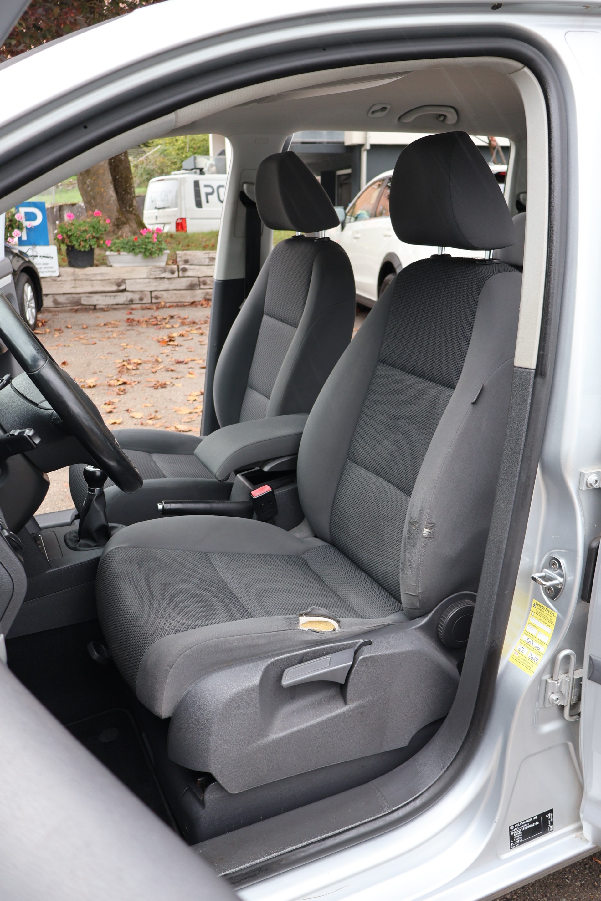 VW Touran 1.6 TDI BlueMotion Technology Trendline-image-10