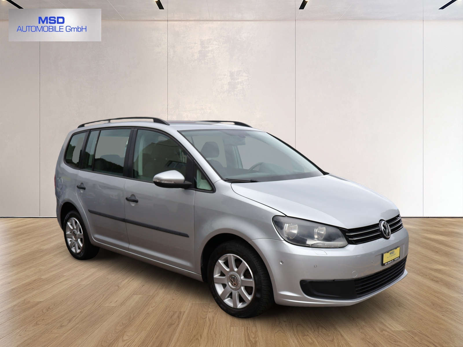 VW Touran 1.6 TDI BlueMotion Technology Trendline-showroom-element-1