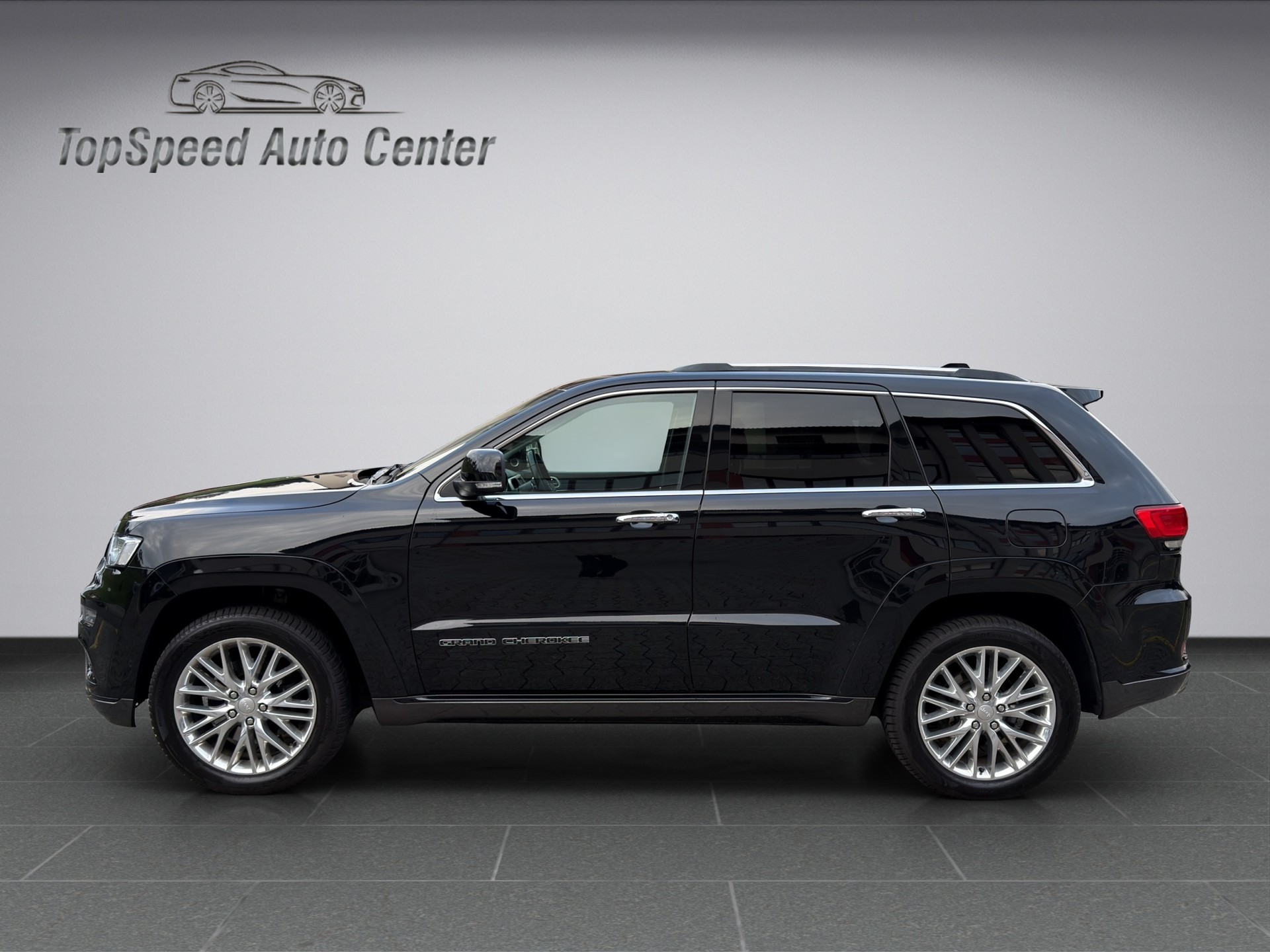 JEEP Grand Cherokee 3.0 CRD Summit Automatic-image-2