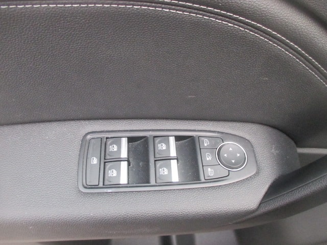 MITSUBISHI ASX 1.6 PHEV Intense-image-12