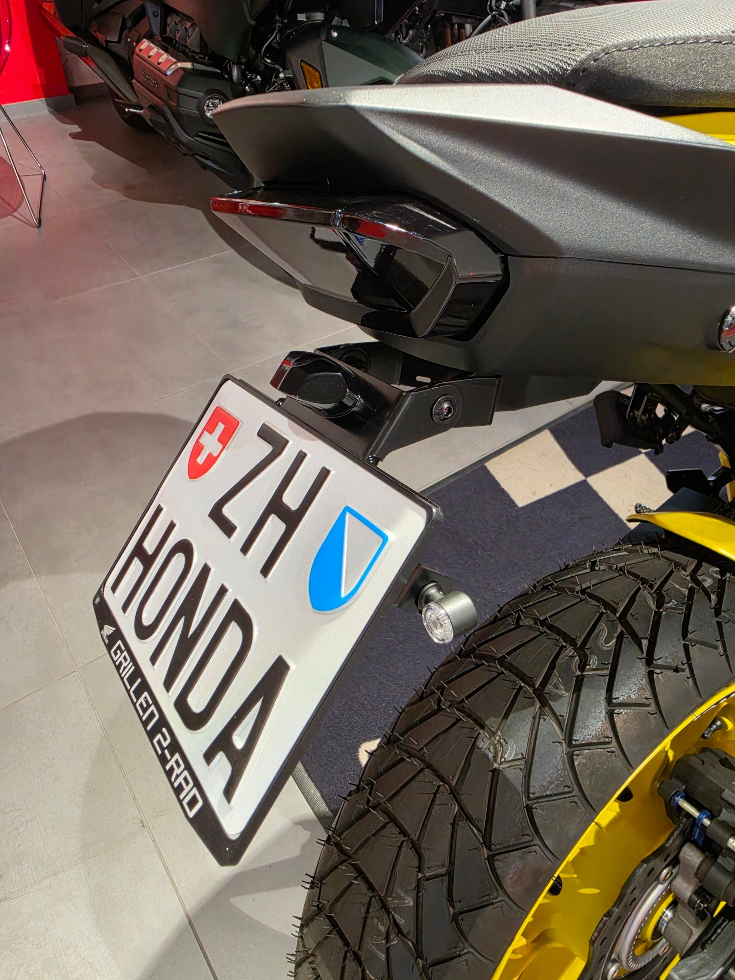 HONDA CB 750 Hornet-image-7