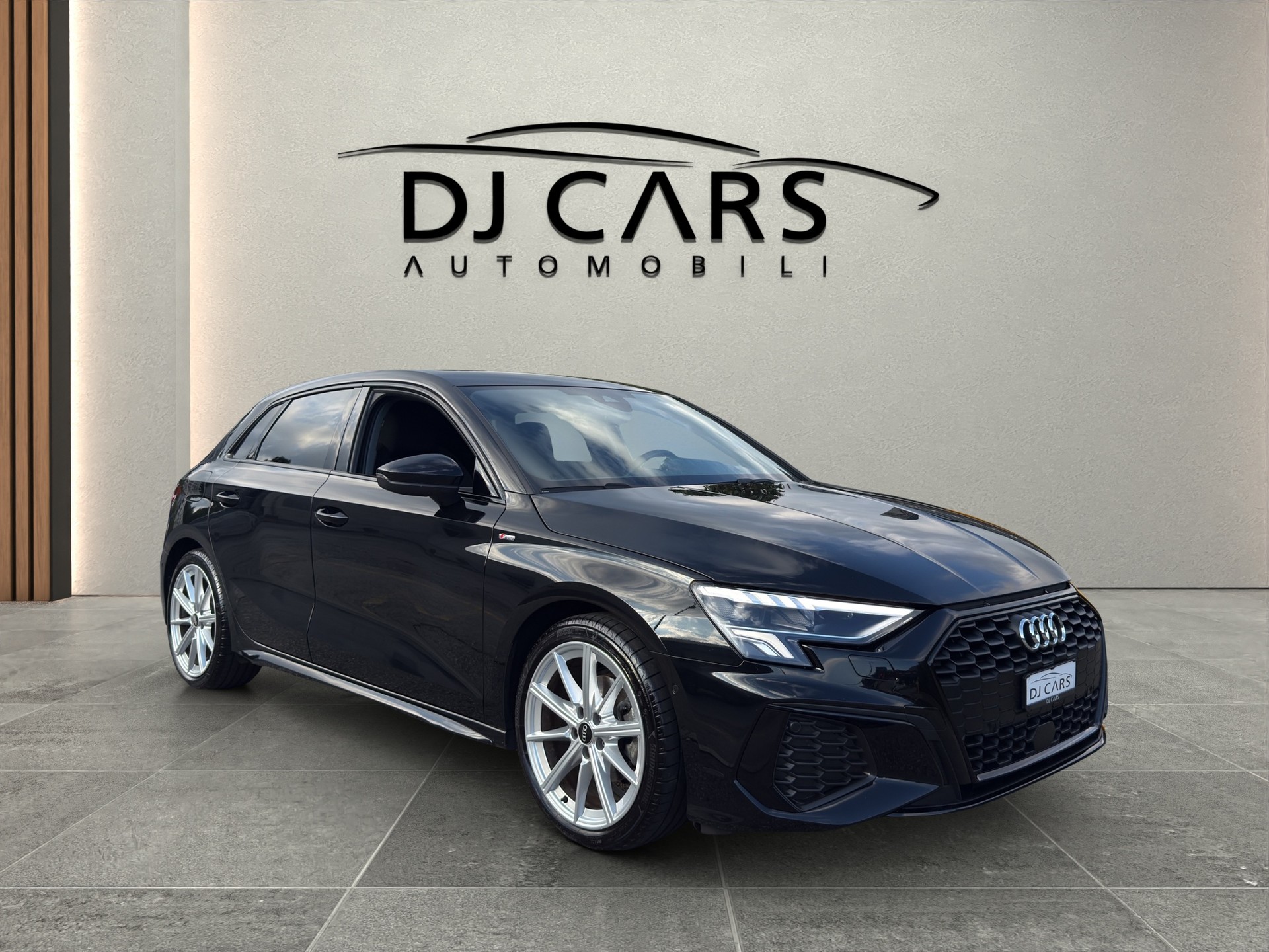 AUDI A3 Sportback 35 TFSI S line S-tronic-image-2