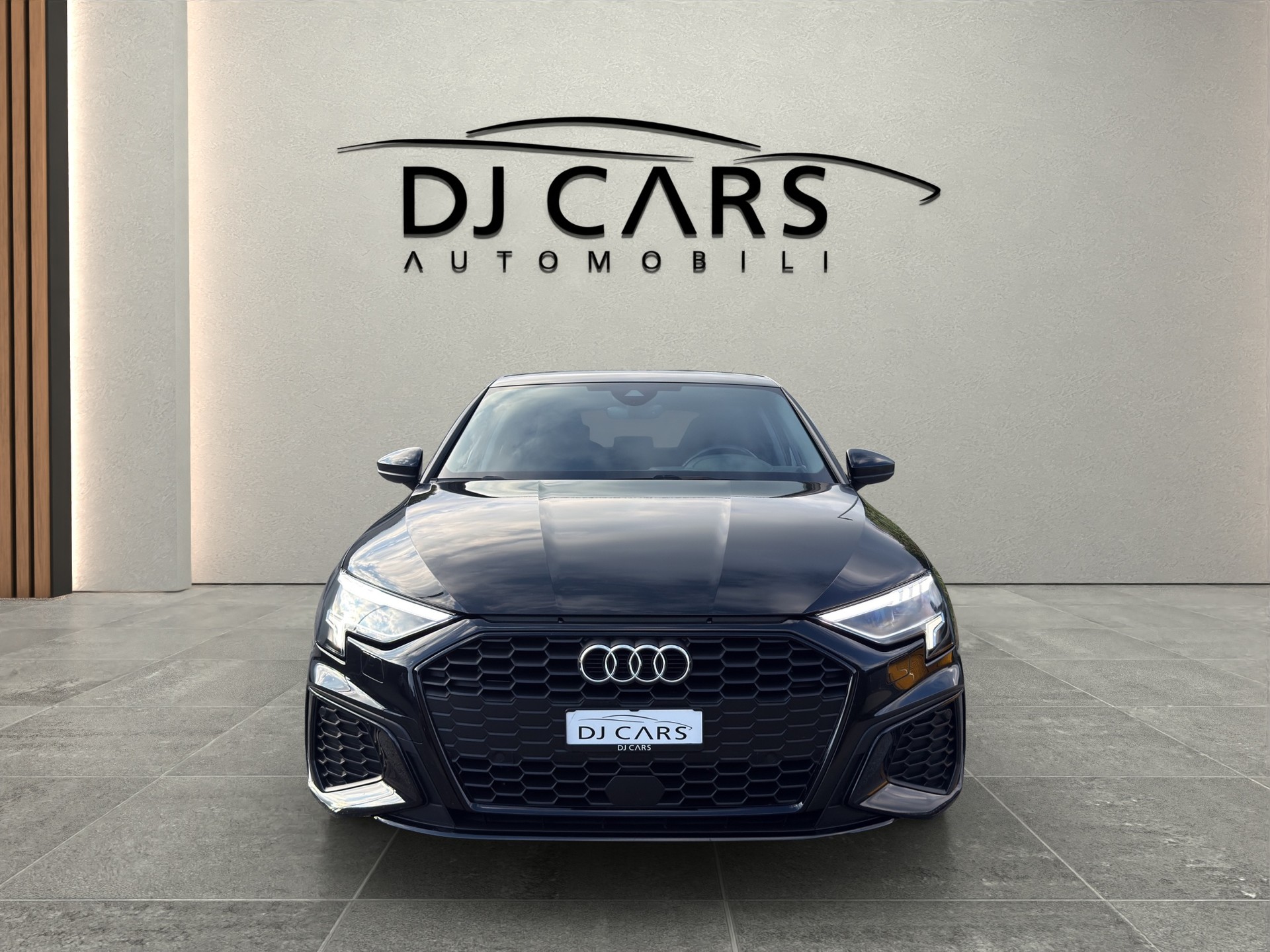AUDI A3 Sportback 35 TFSI S line S-tronic-image-1