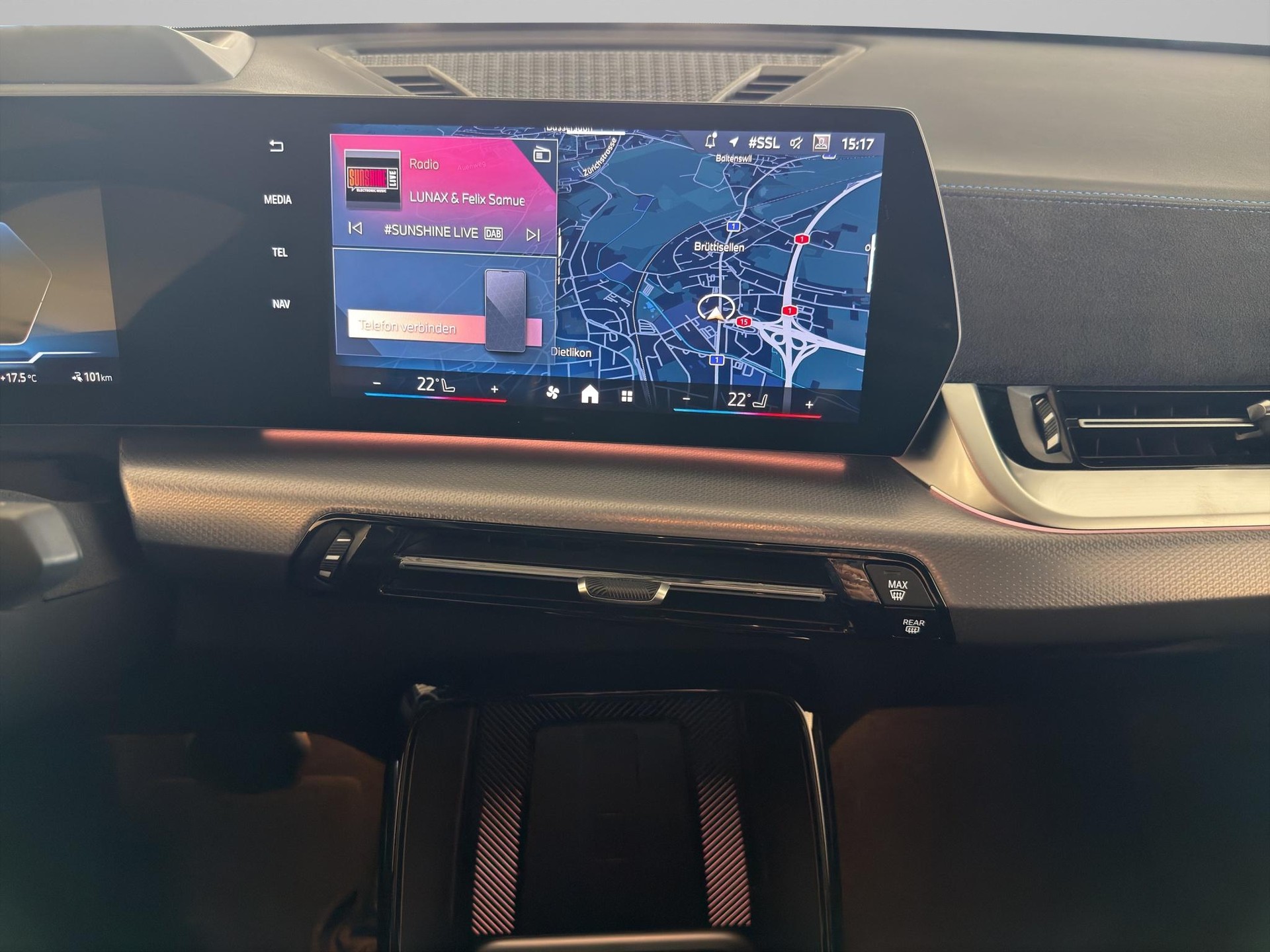 BMW iX2 xDrive30-image-14