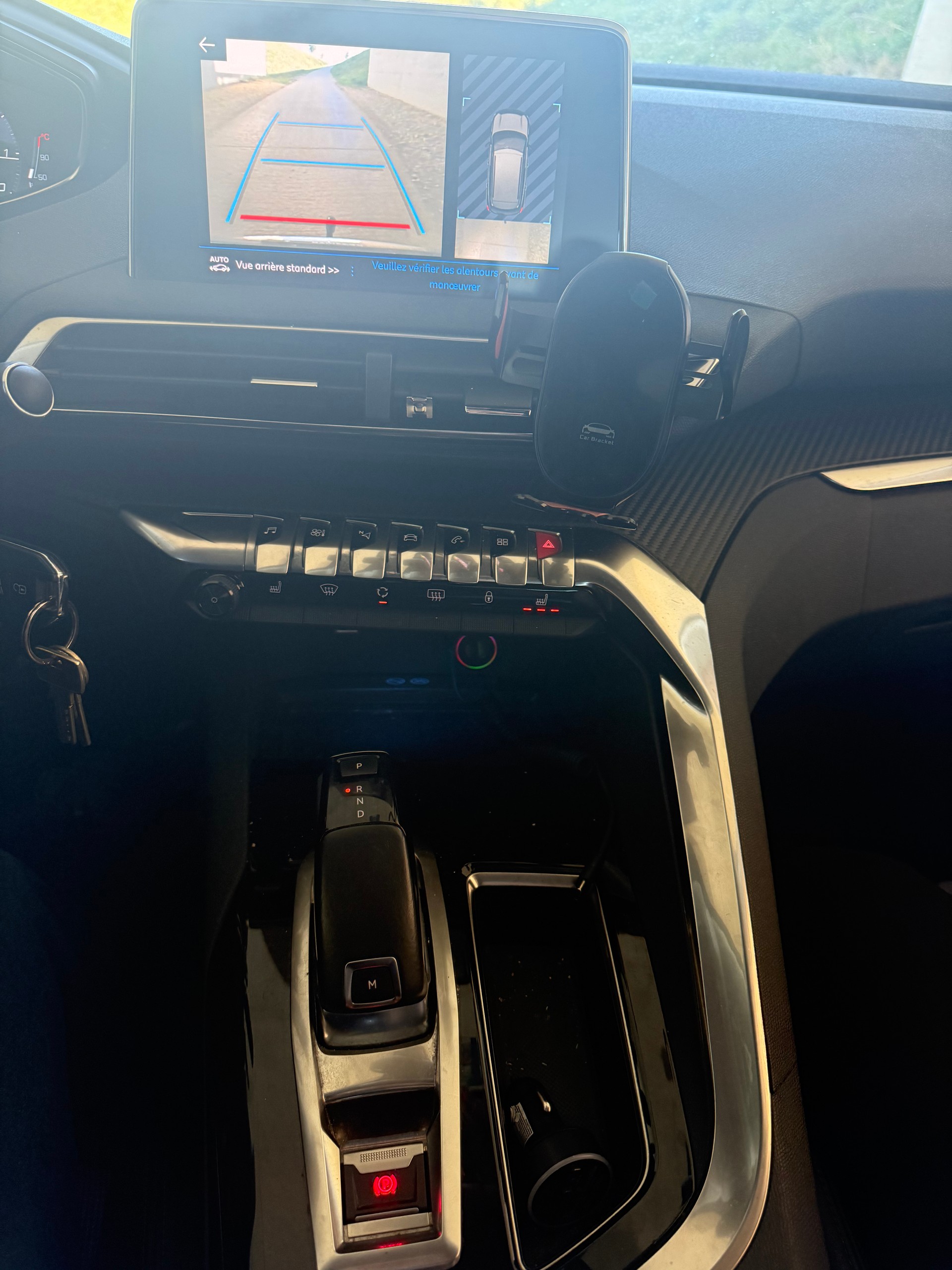 PEUGEOT 3008 1.2 PureTech Active EAT-image-10
