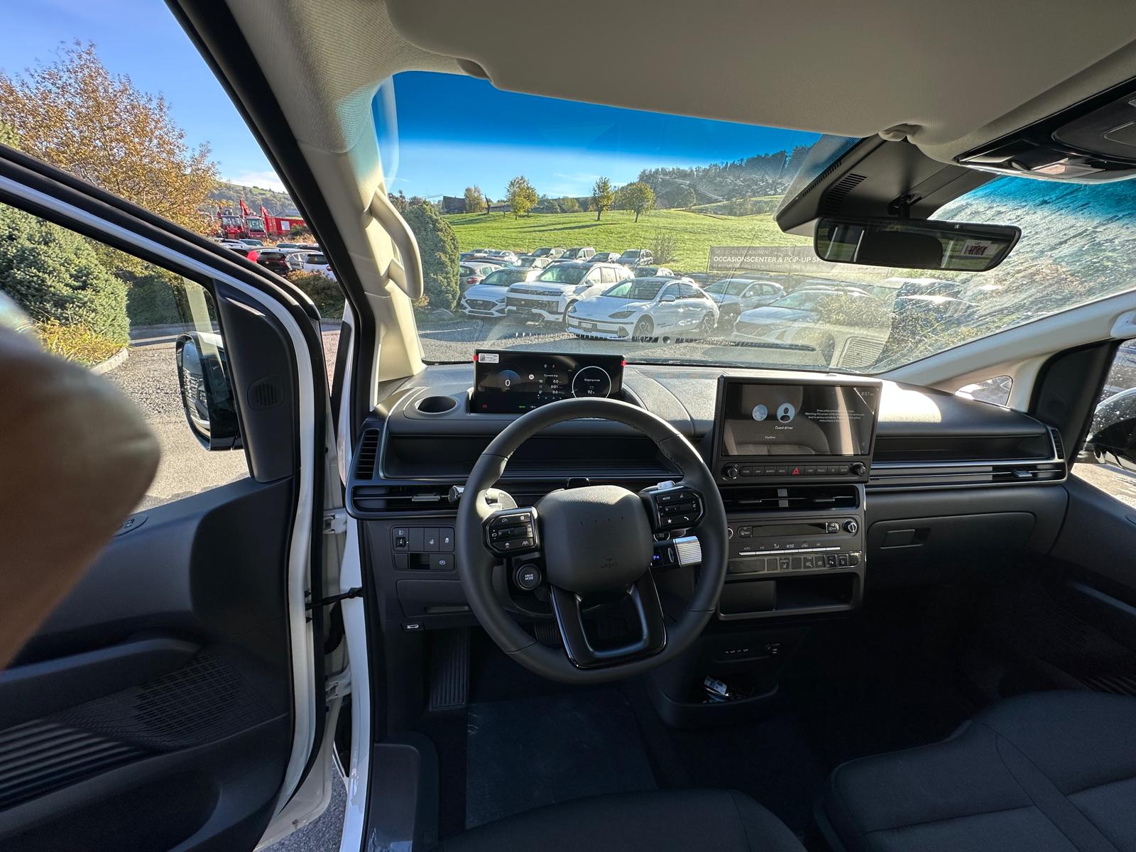 HYUNDAI Staria Cargo EV 84 kWh Amplia-image-16