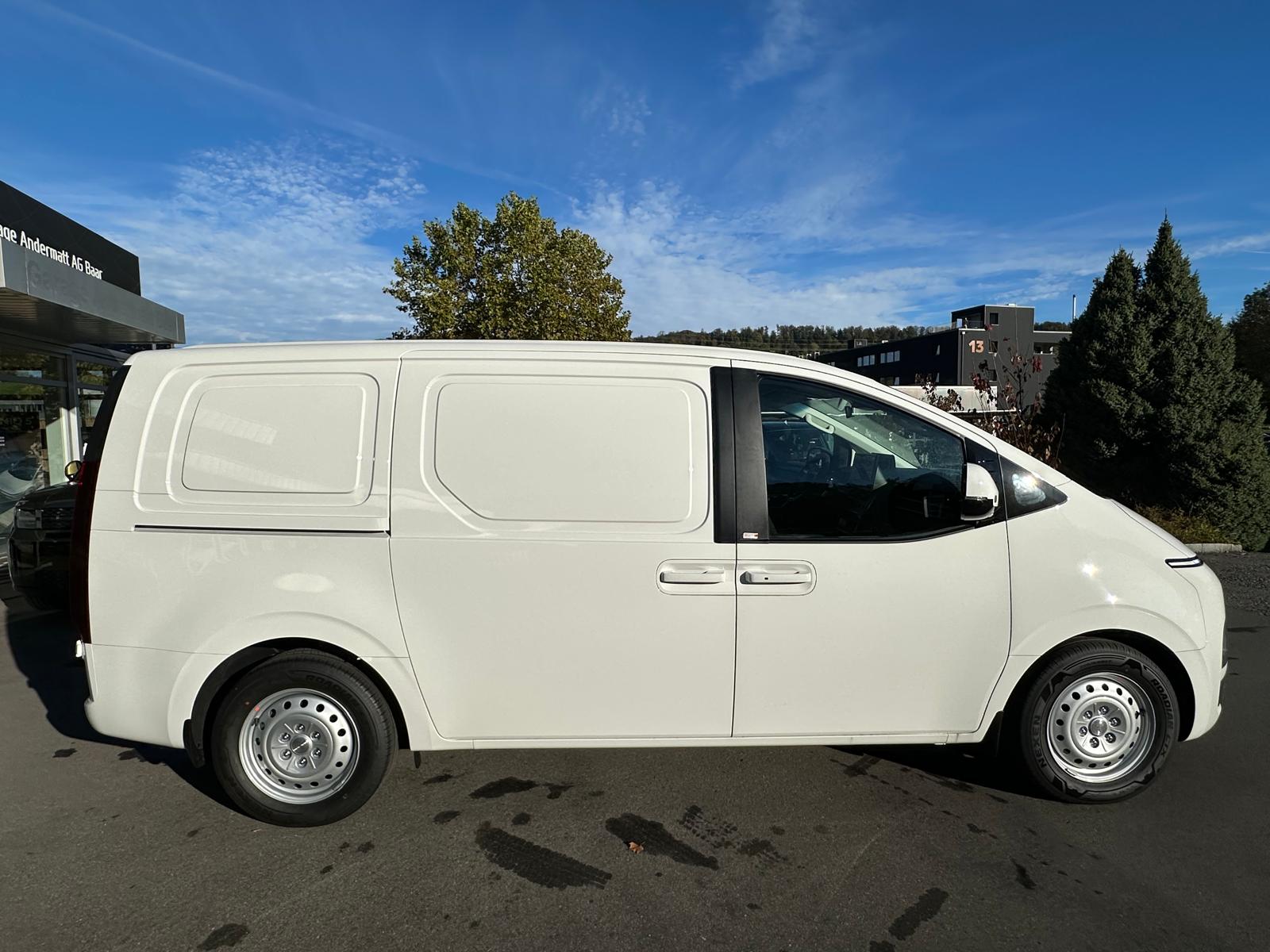 HYUNDAI Staria Cargo EV 84 kWh Amplia-image-12