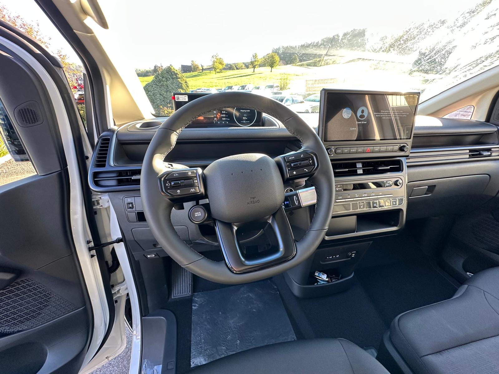 HYUNDAI Staria Cargo EV 84 kWh Amplia-image-17